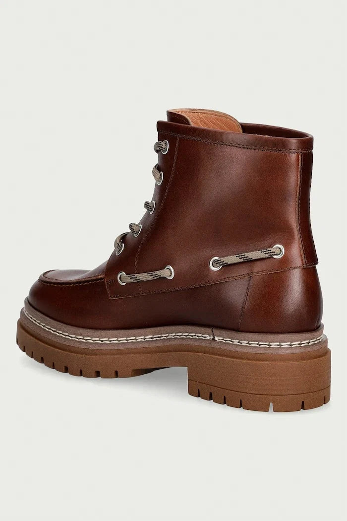 Weekend Max Mara Kadın Deri Postal Bot