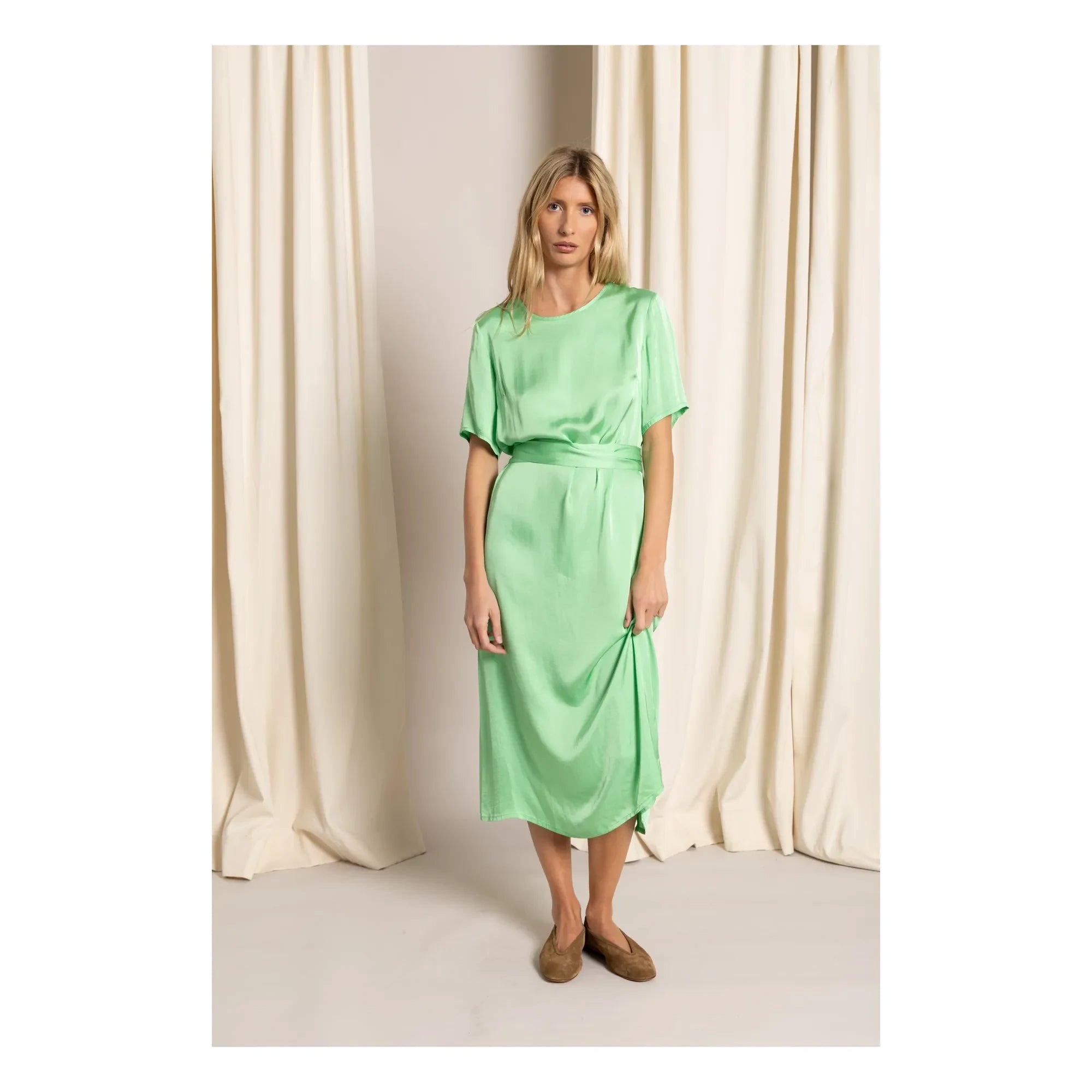 Smallable Woman - Edith T-Shirt-Kleid | Wiesengrün
