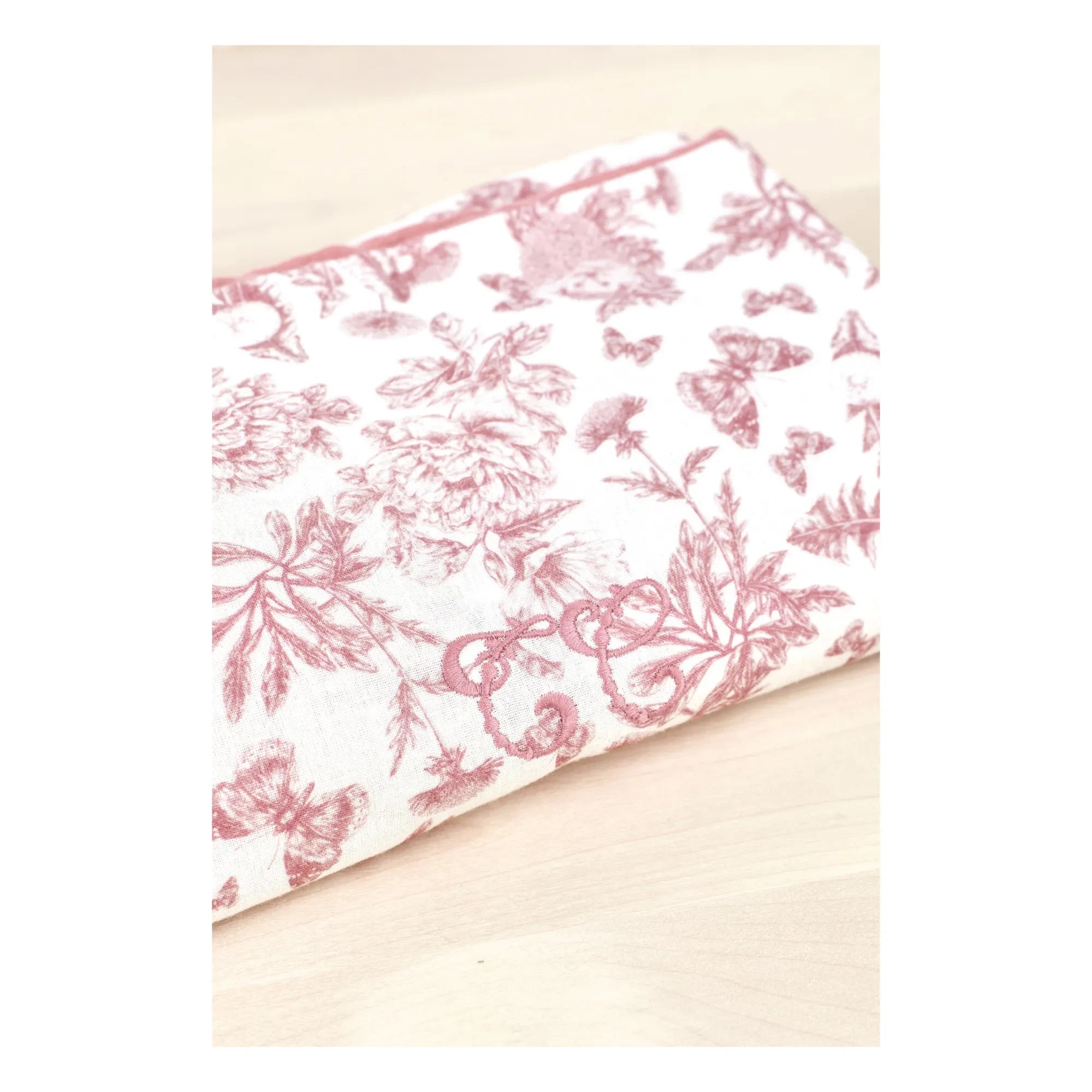 Tartine et Chocolat - Toile de Jouy Decke | Pfirsich