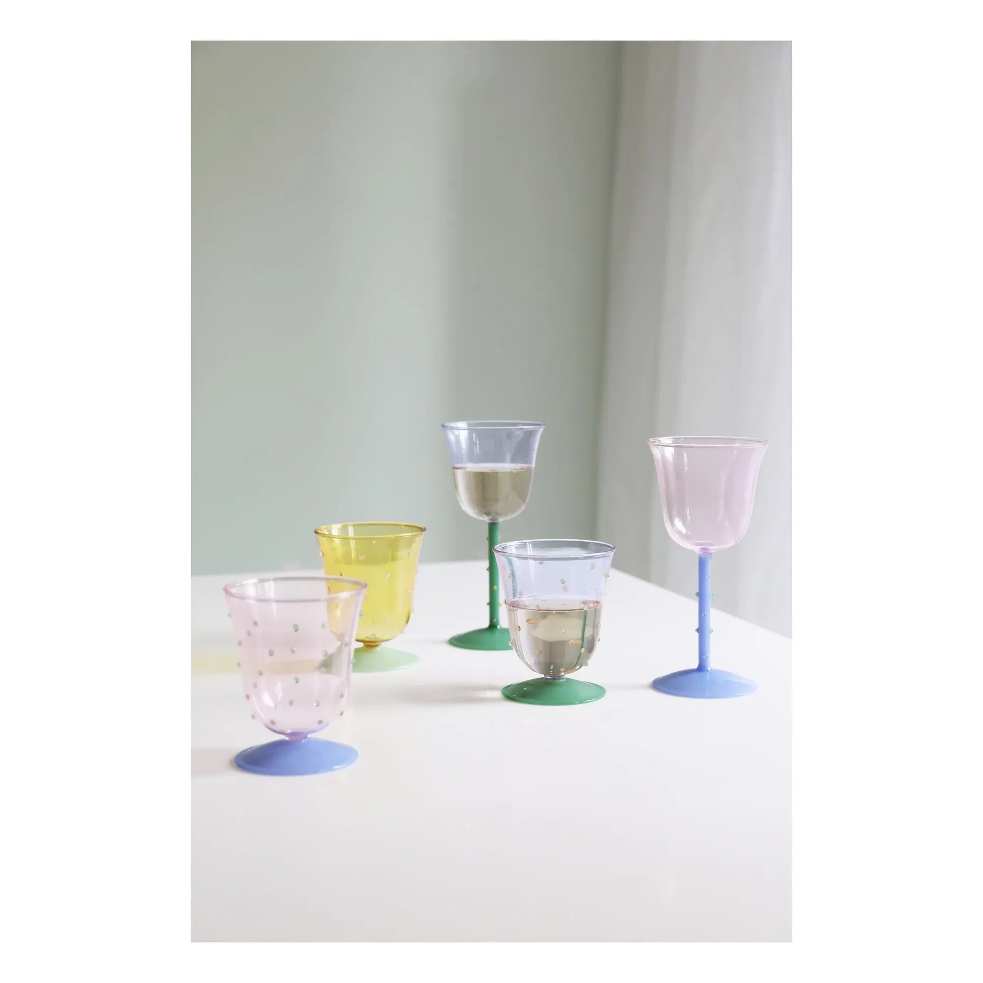 &Klevering - Gepunktete Weingläser - 2er Set | Rosa