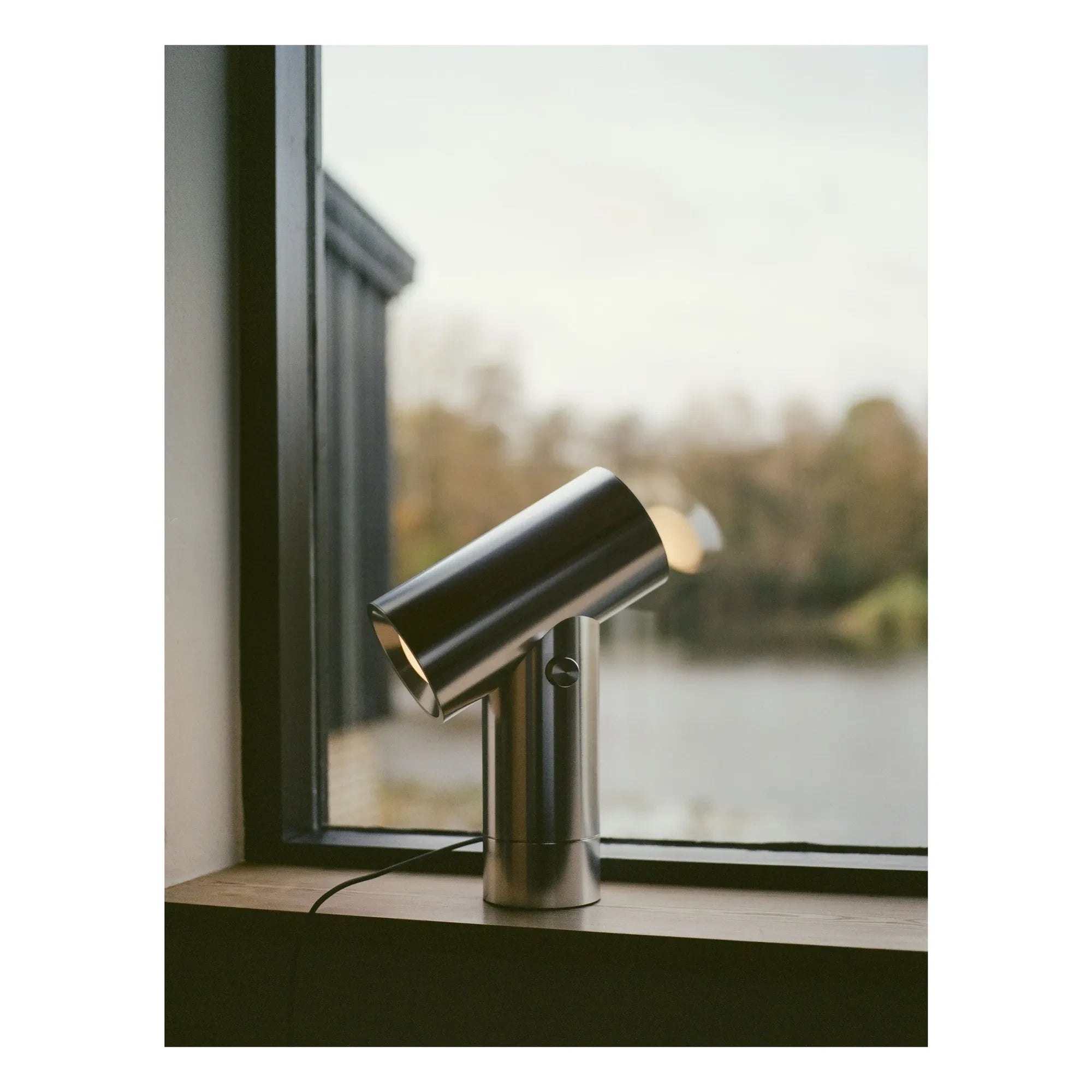 Muuto - Tischleuchte Beam, Tom Chung | Aluminium