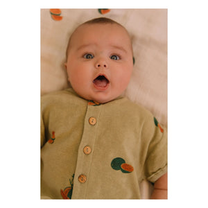 Studio Bohème - Bebecito Watermelon Bio-Baumwoll-Frottee Strampler | Khaki