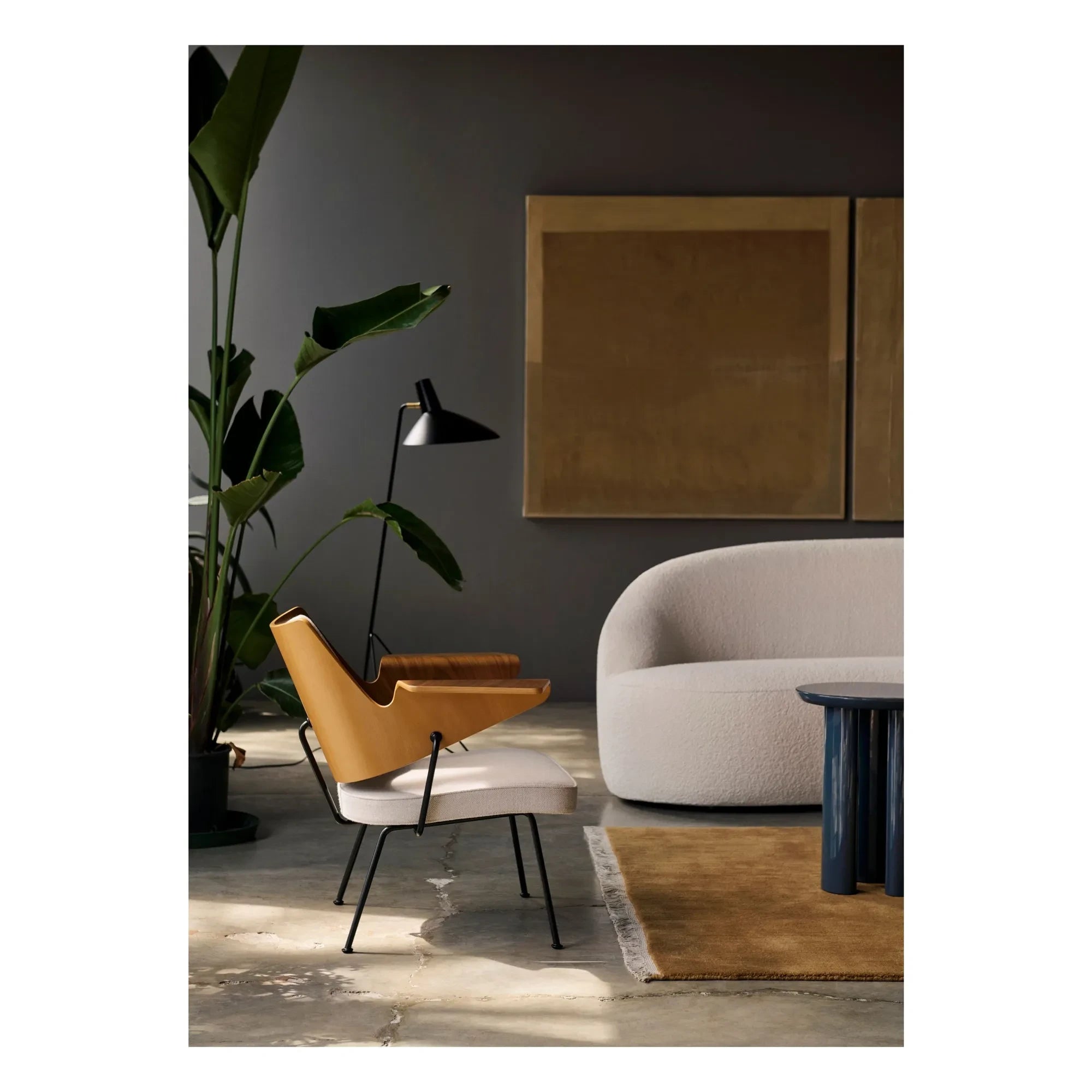 & Tradition - RD8 lounge chair, Robin Day | Hellgrau