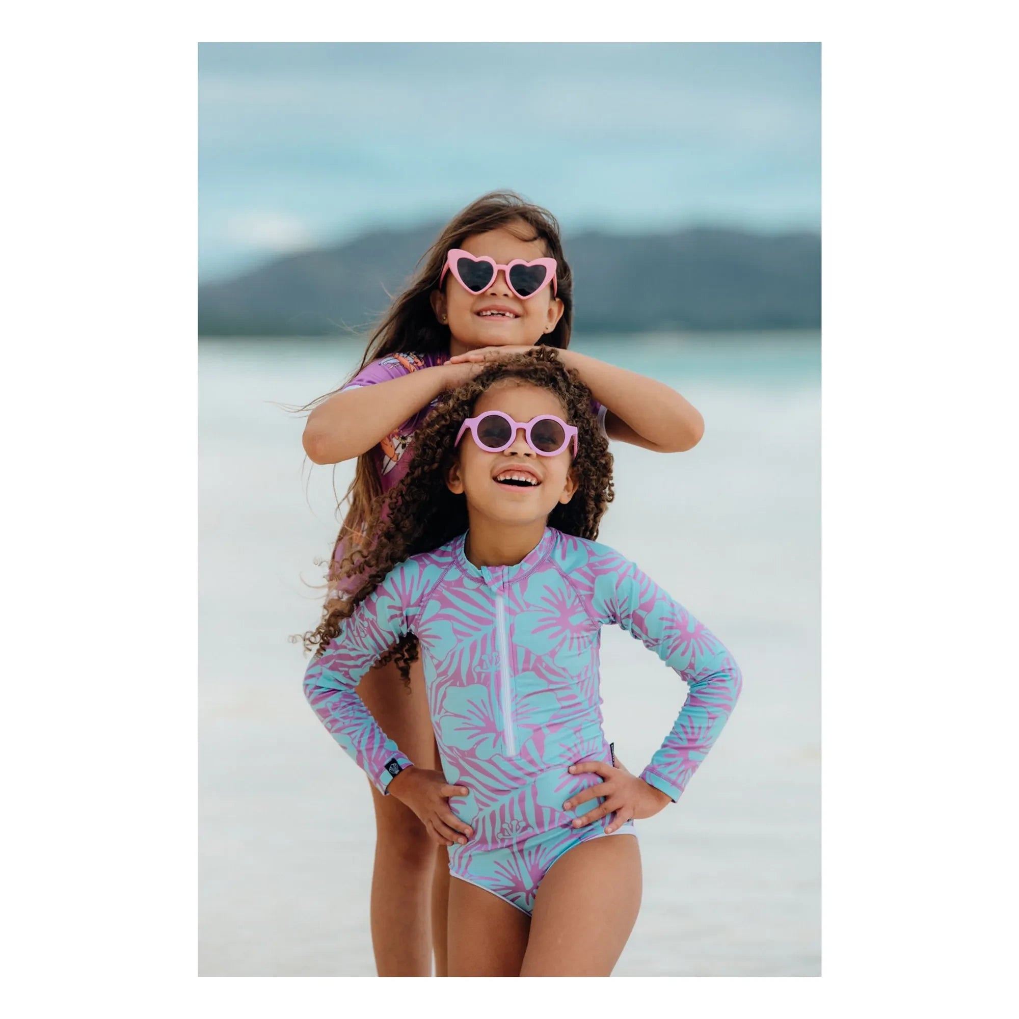 Beach & Bandits - Hibiscus UV-Schutz-Schwimmanzug aus recycelten Fasern | Lila