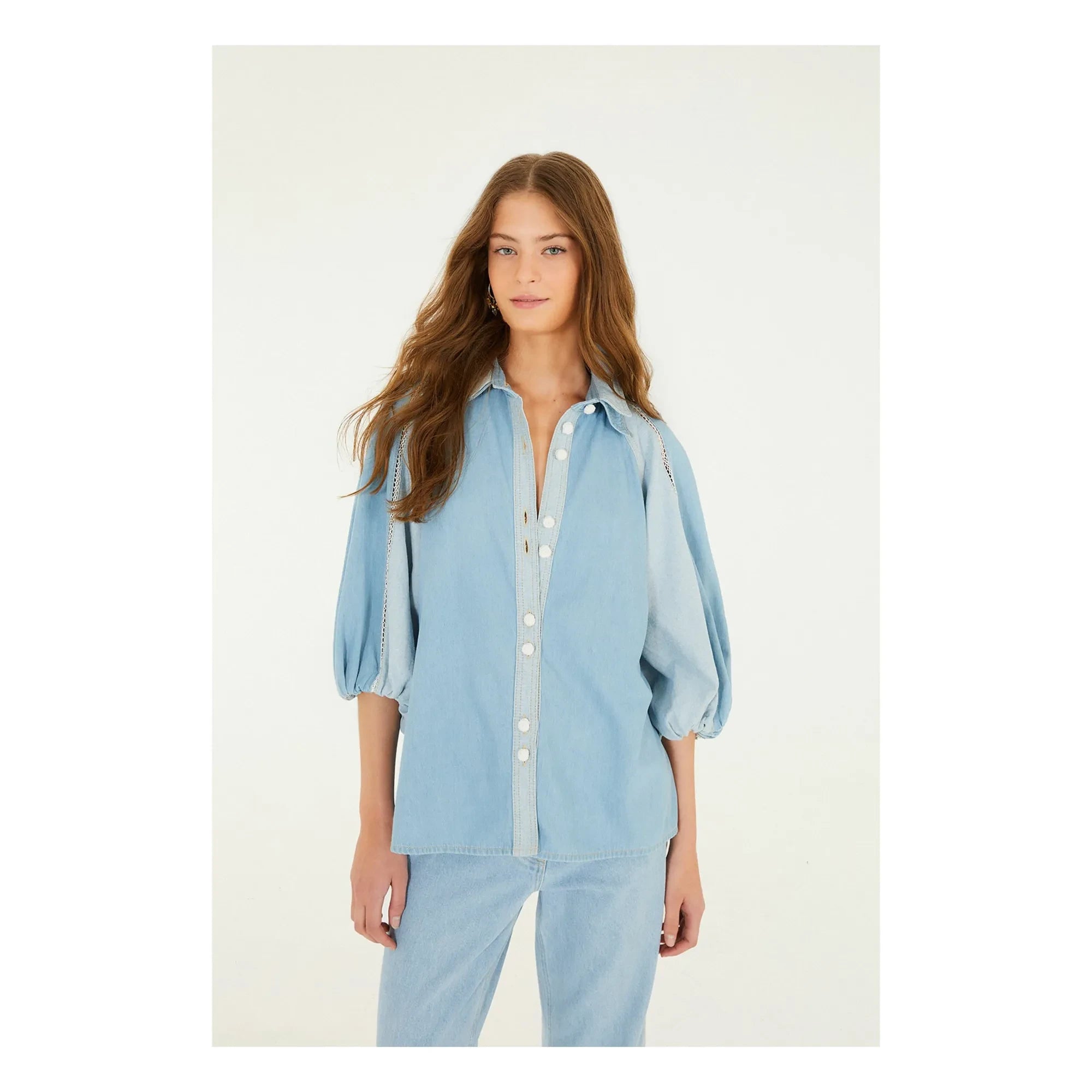 Farm Rio - Zweifarbige Denim Bluse | Blau
