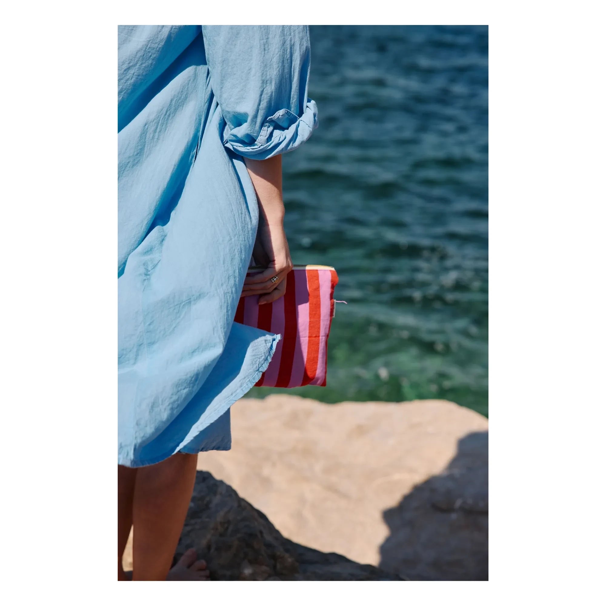 Rose in April - Lili gestreifte Clutch | Rosa