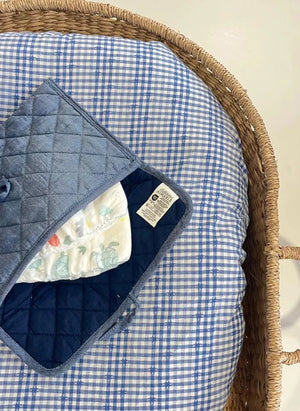Editions Aimable - Palmyre Wickeltasche | Blaues Chambray