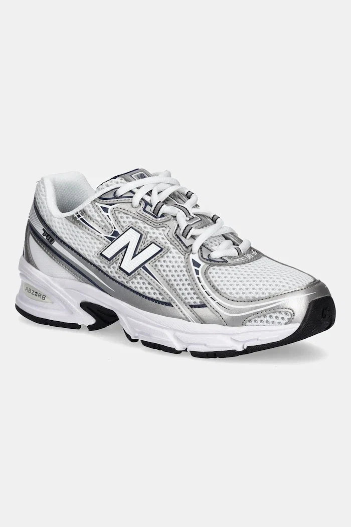 New Balance 740 Sneakers