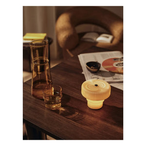 Ferm Living - Ripple Tischlampe | Oats