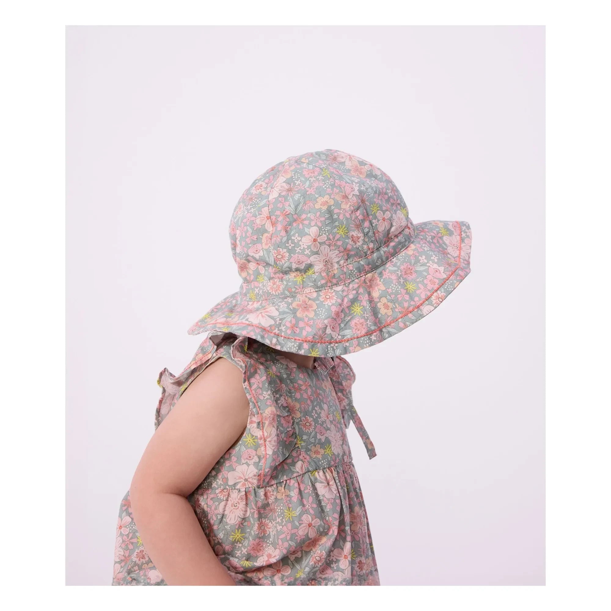 Petit Bateau - Bio-Baumwoll Poplin Baby-Mütze mit Blumenmuster | Grau-Blau