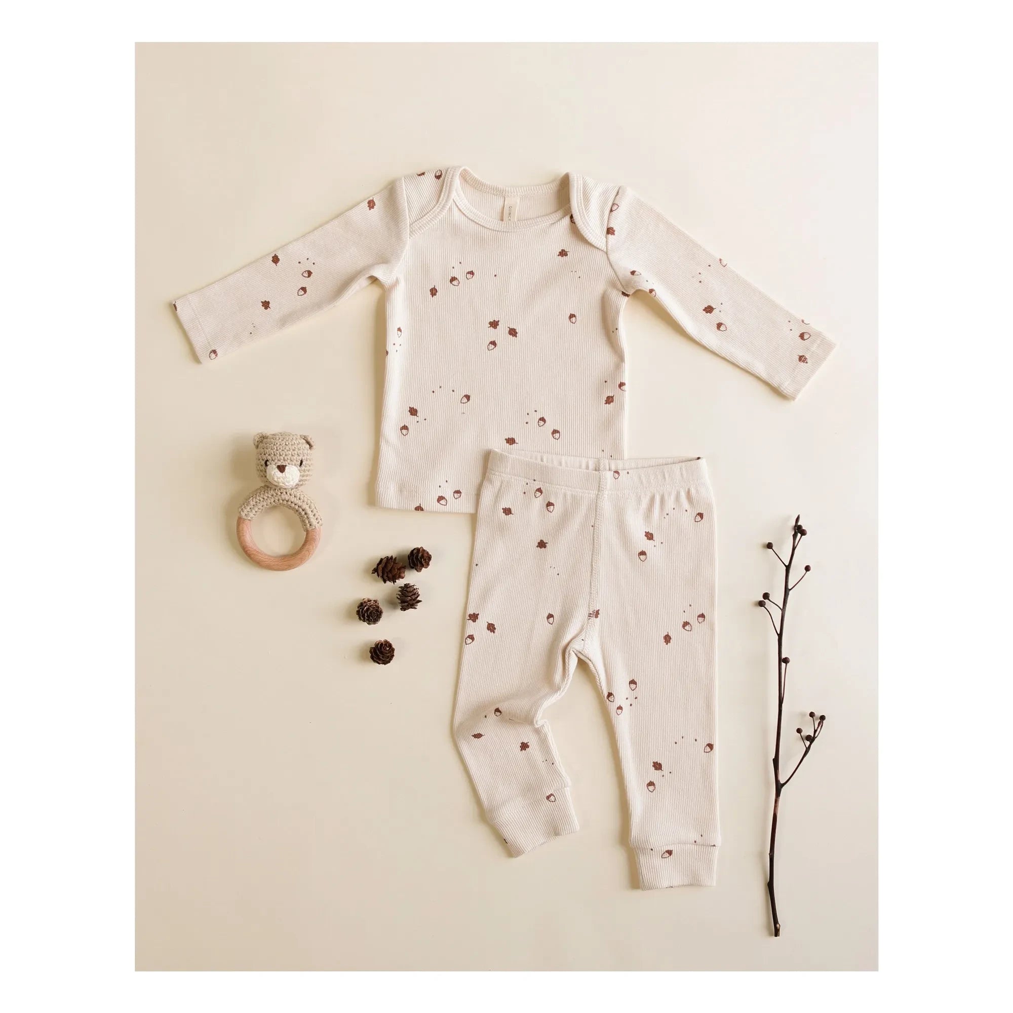 Quincy Mae - Set aus geripptem Oberteil und Leggings aus Bio-Baumwolle, Haselnuss | Ecru