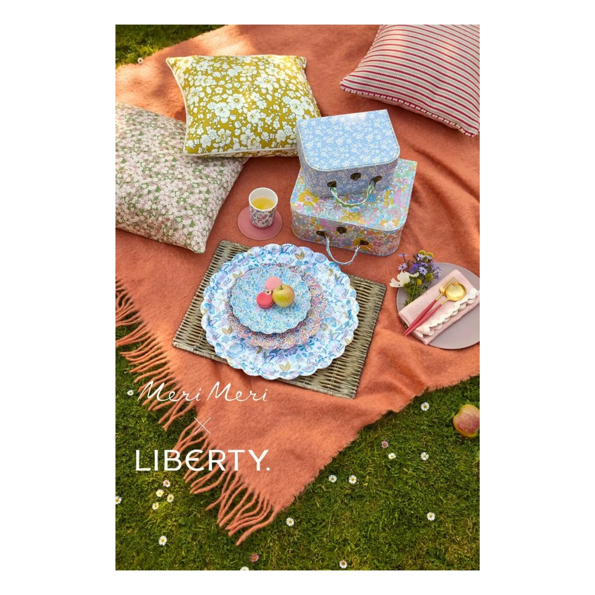 Meri Meri - Melaminteller - Meri Meri x Liberty - 4er-Set