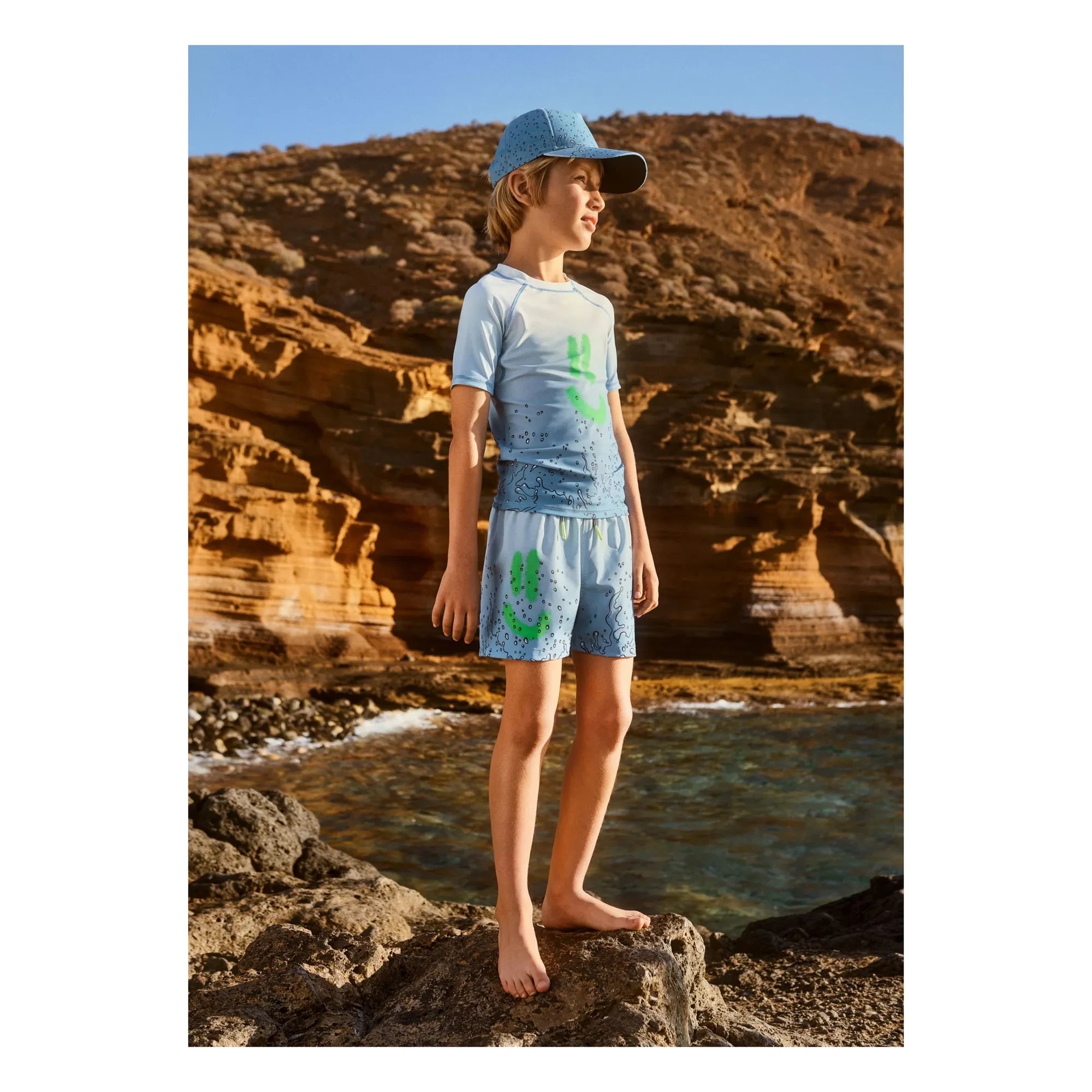 Molo - Niko Splash Badeshorts aus recycelter Faser | Hellblau
