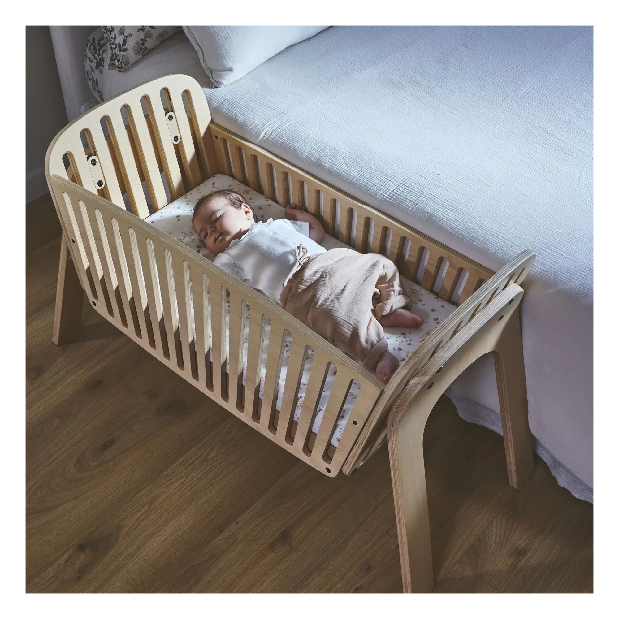 Charlie Crane - Kodo Cododo Baby-Wiege | Buche