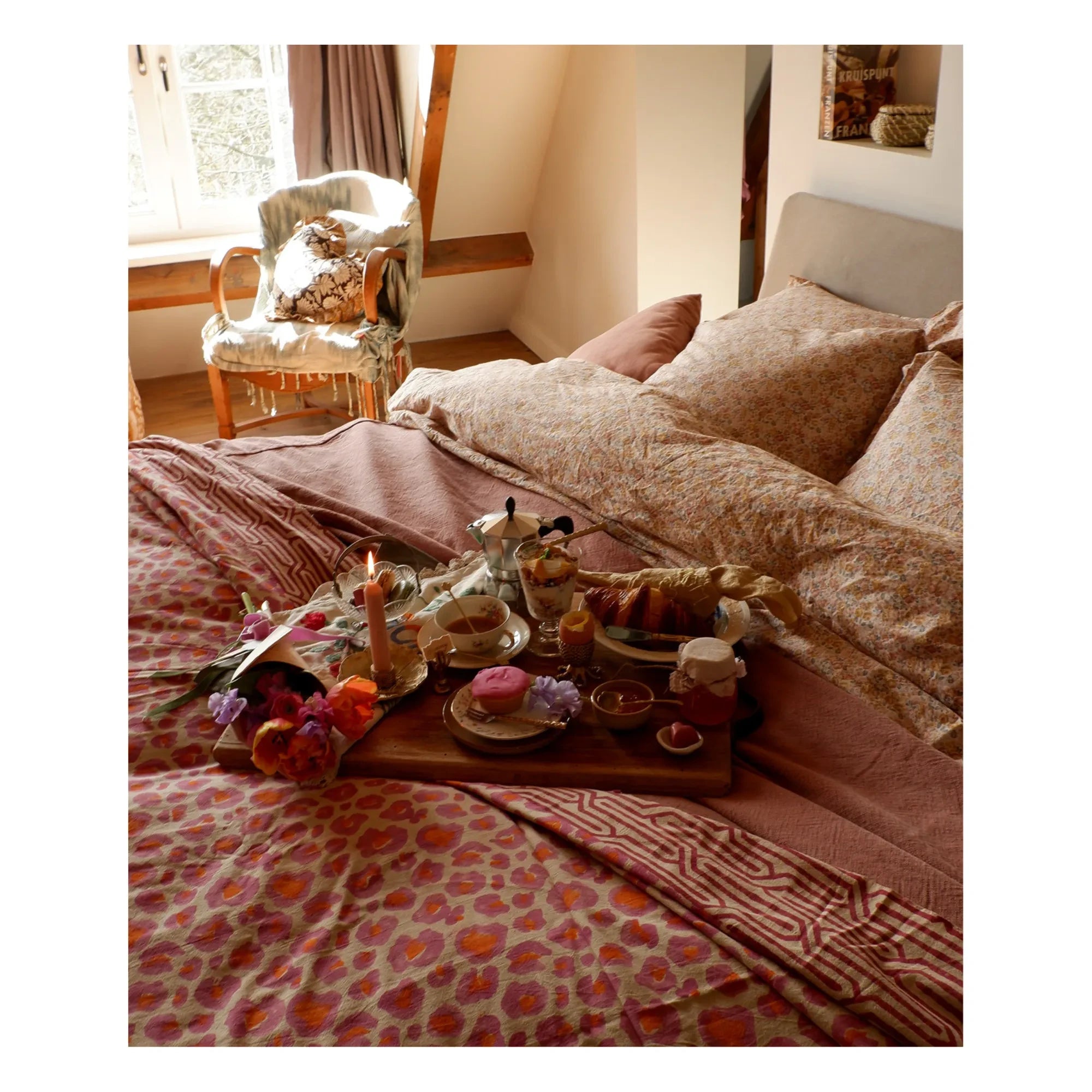 Doing Goods - Leopardenmuster Decke und Baumwoll-Tragetasche | Rosa