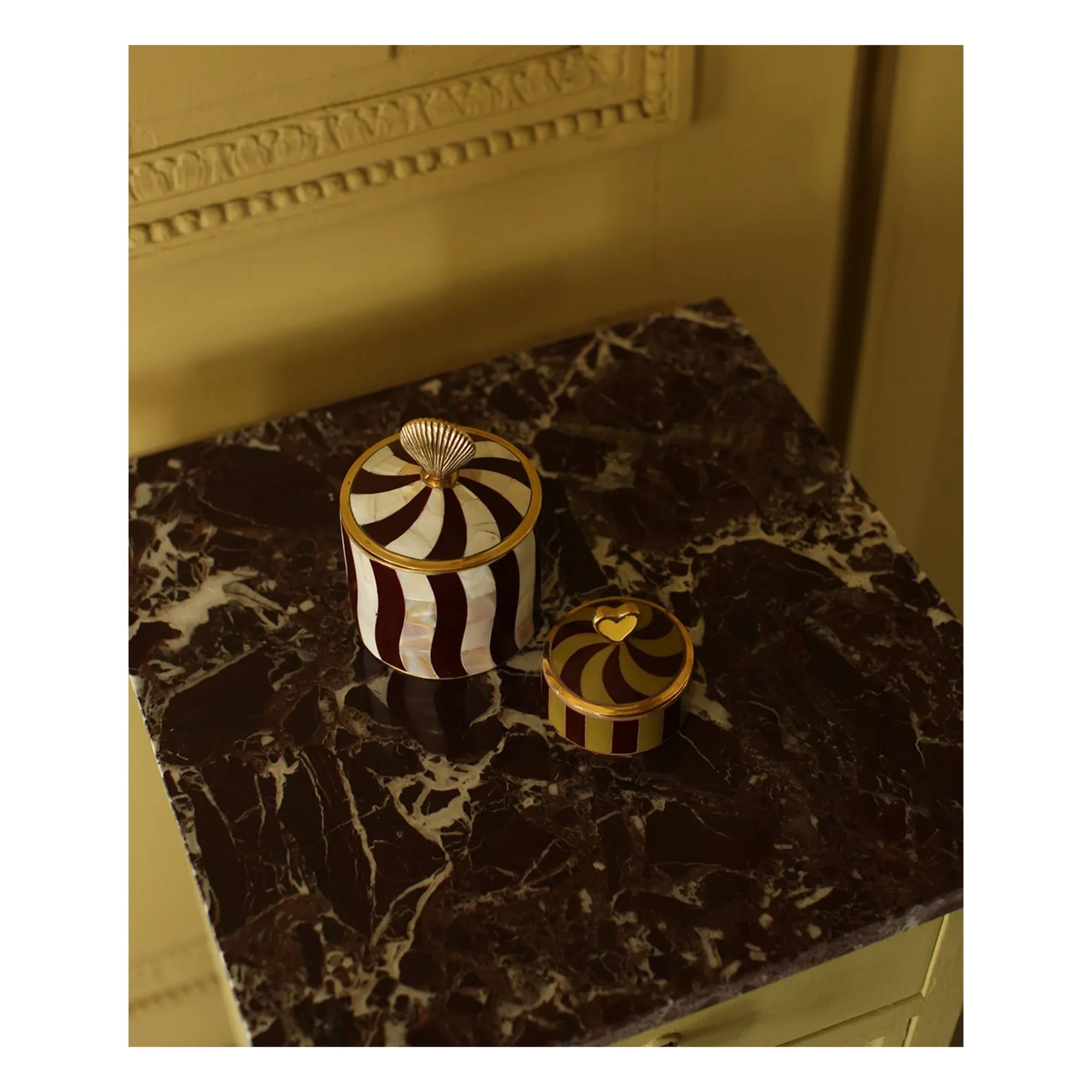 Gutes tun – Pyar Circus Box | Gelb