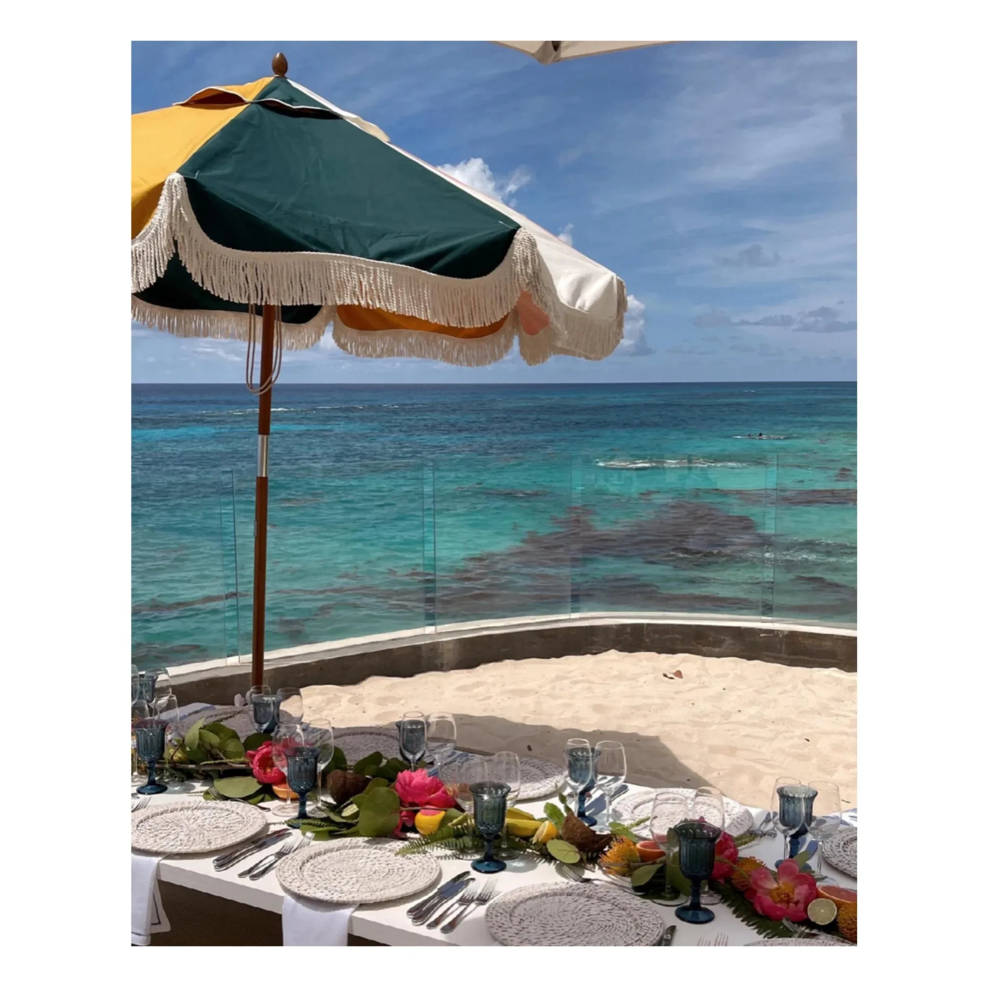 Business & Pleasure Co. – Markt-Fransenschirm