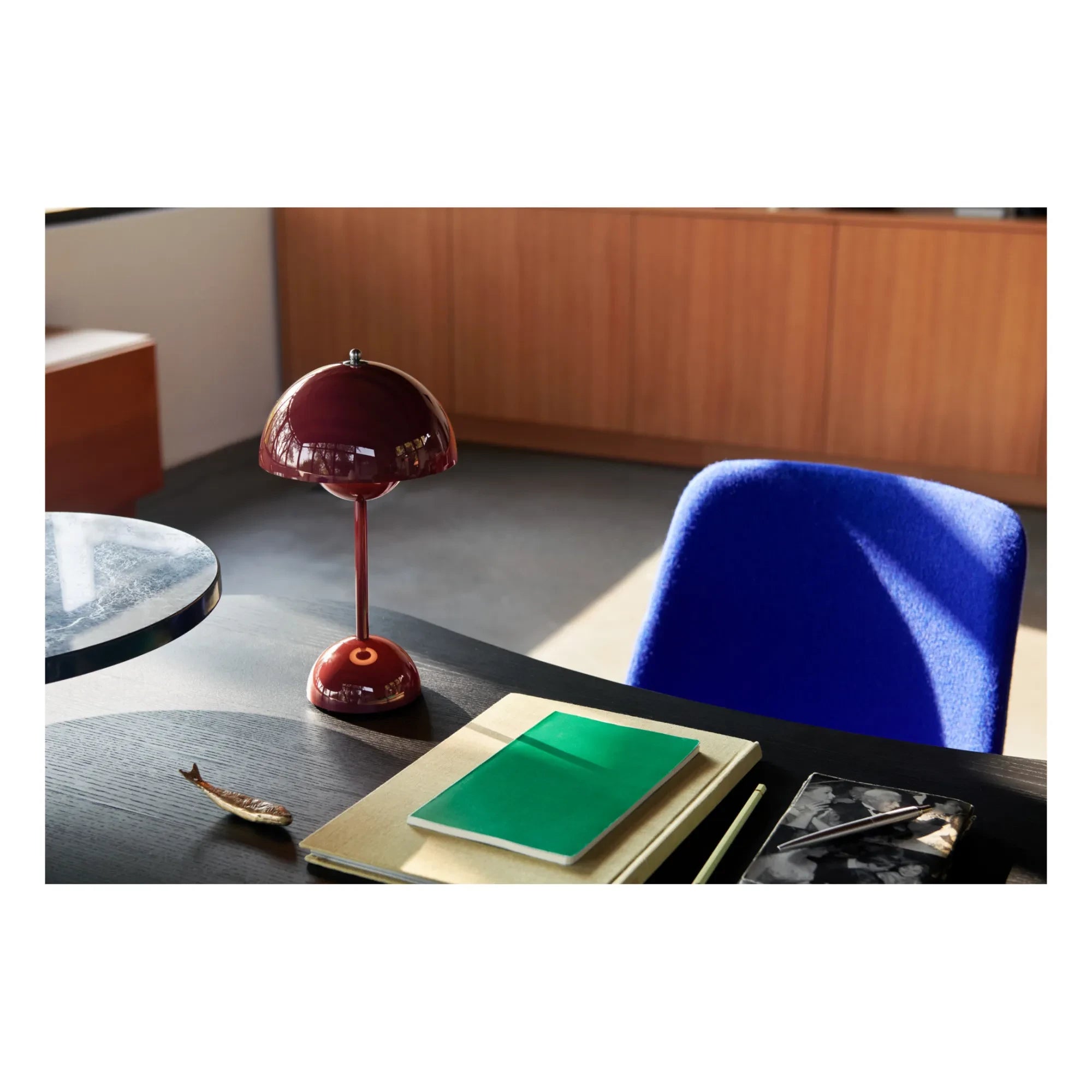& Tradition - VP3 Flowerpot Tischleuchte - Verner Panton, 1969 | Pflaume