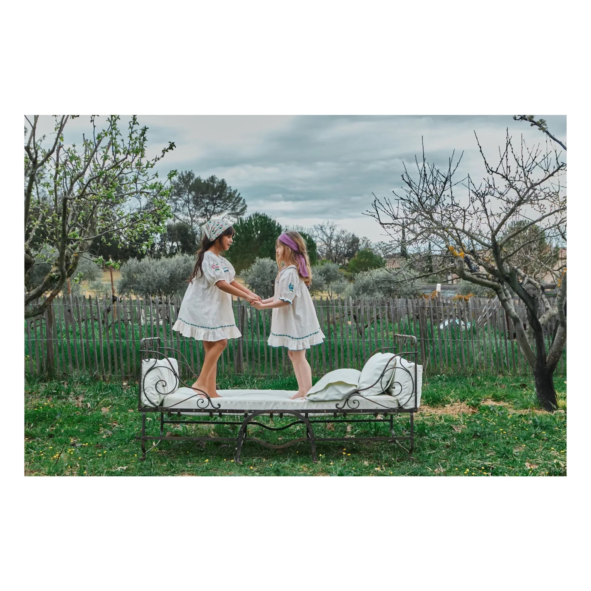 Emile et Ida – Besticktes Rüschenkleid | Creme