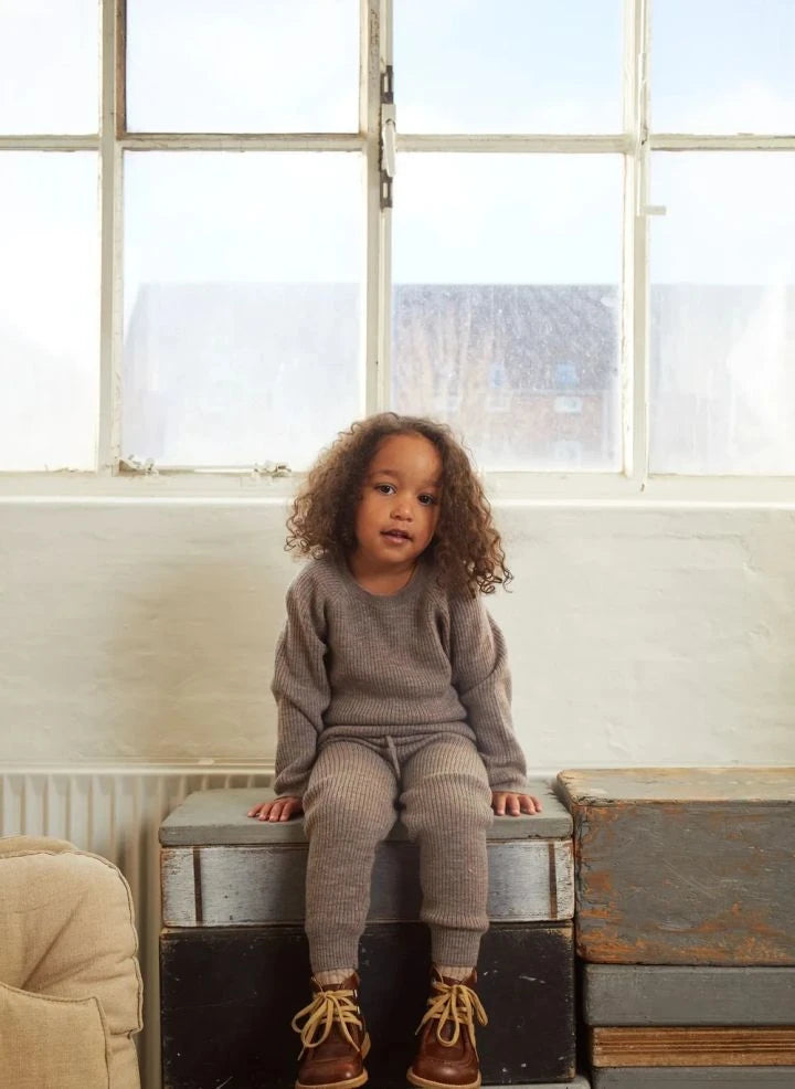Copenhagen Colors - Klassischer Pullover aus Merinowolle | Taupe Brown