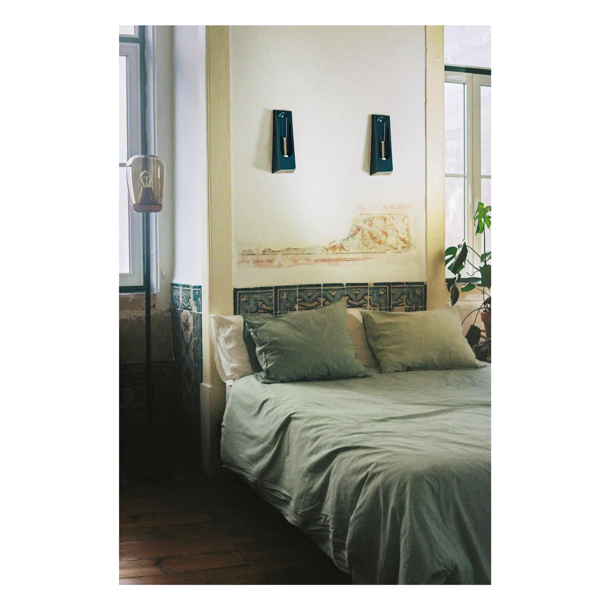 Violaine d'Harcourt - Alcove Wandlampe | Blau