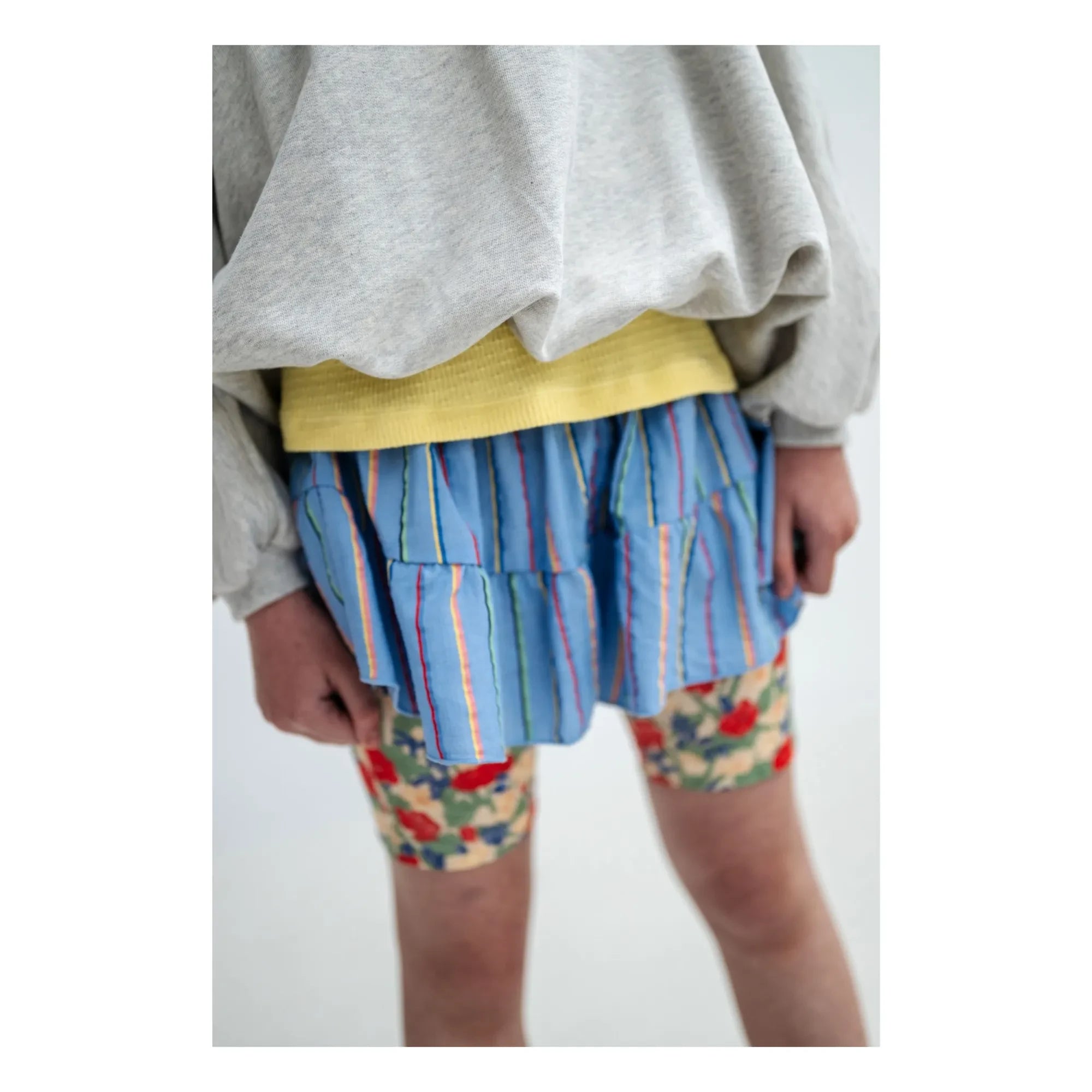Repose AMS – Radlerhose mit Blumenmuster aus recycelter Faser | Blassgelb