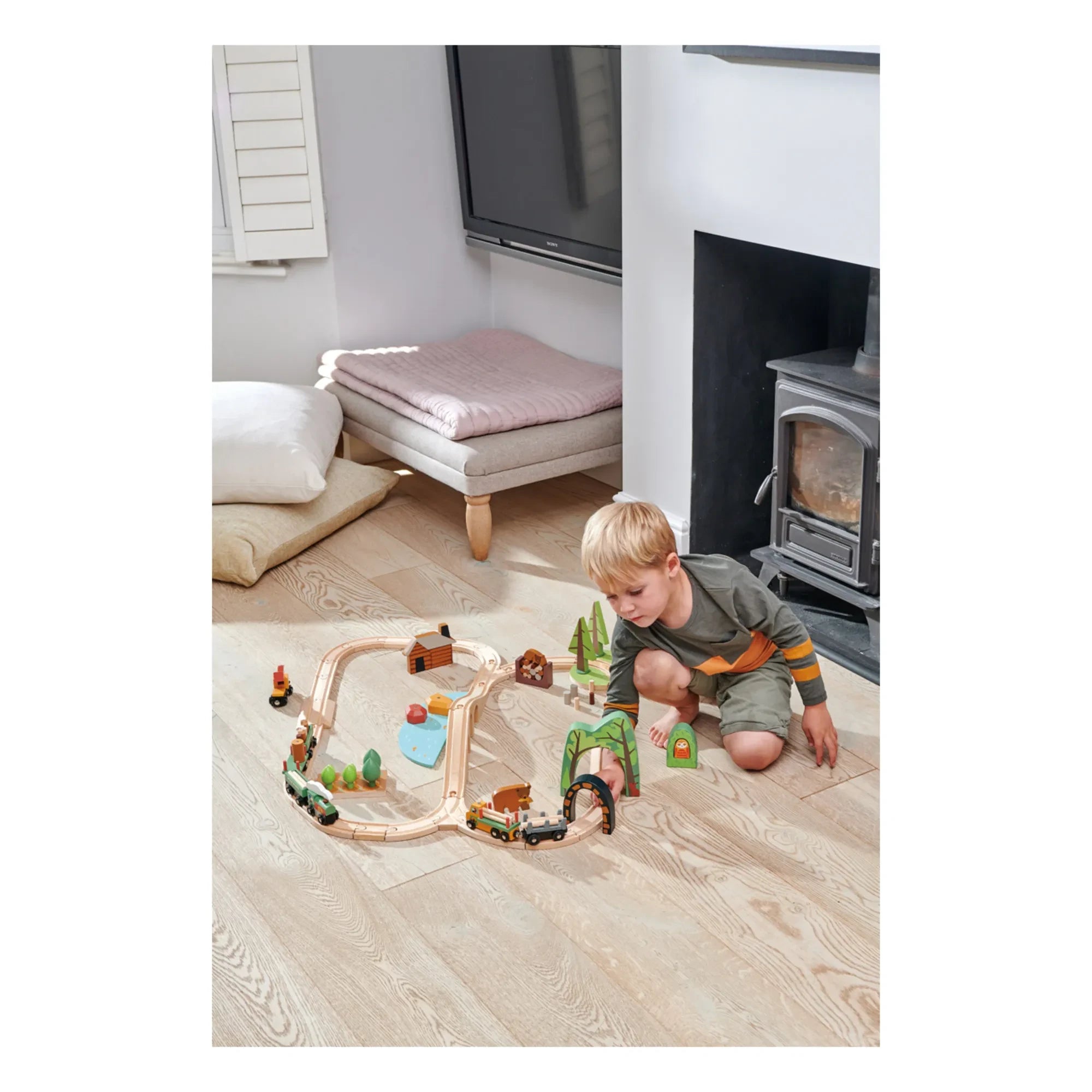 Tender Leaf Toys - Wildes Kiefernzug-Set