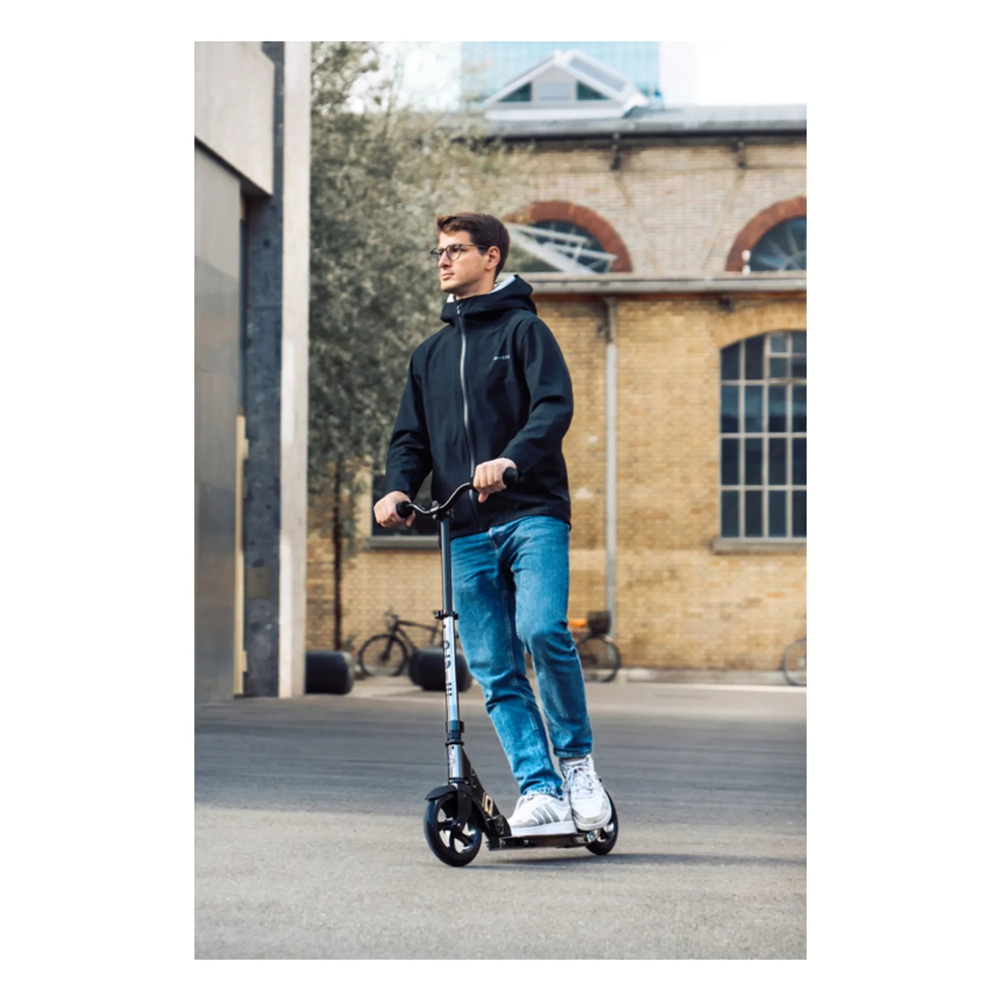 Micro - Klasik Neochrome scooter | Siyah