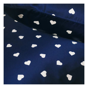 Emily's Pillow - Herzgemusterter Maulbeerseiden-Kissenbezug | Nachtblau