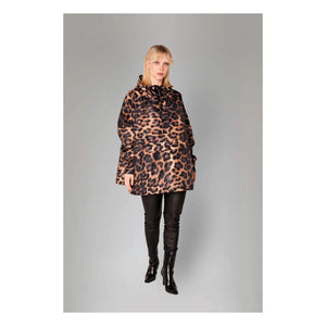 Rainkiss - Regenmantel mit dunklem Leopardenmuster | Braun