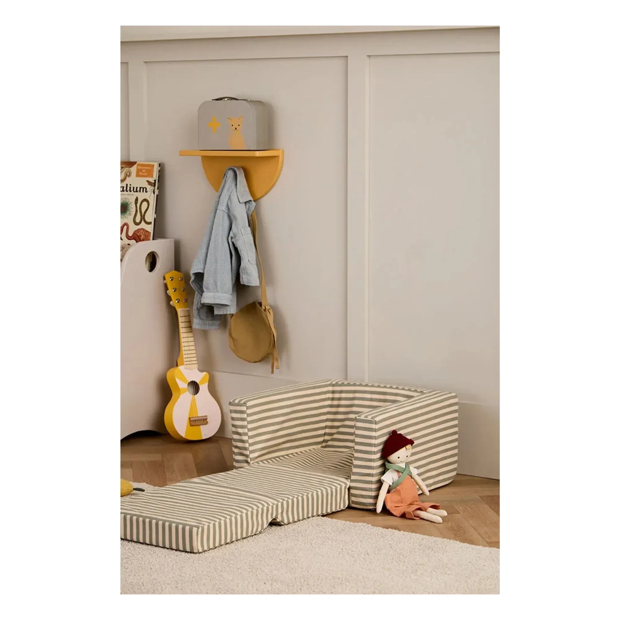 Kid's Concept - Gestreifter Kaminsessel | Sand