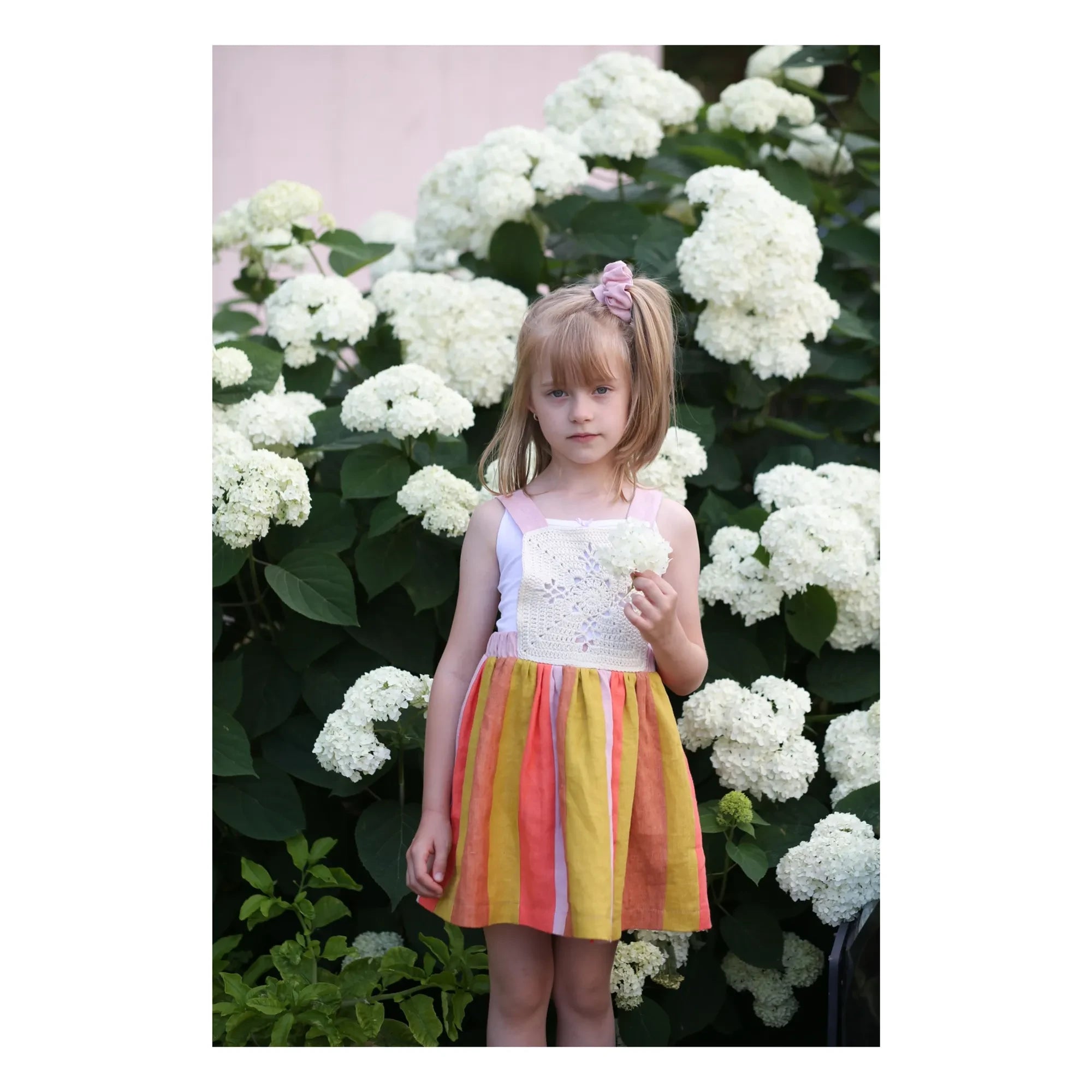 Kalinka – Santana Leinen-Schürzenkleid | Rosa