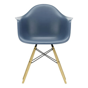 Vitra - DAW Stuhl - Ahornuntergestell - Charles &amp; Ray Eames | Marineblau