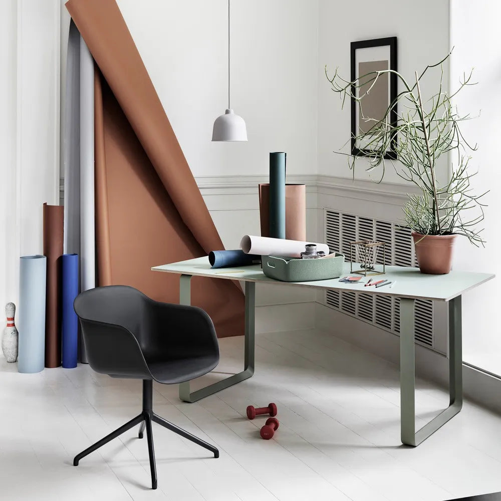Muuto - Flacher Aufbewahrungskorb Restore