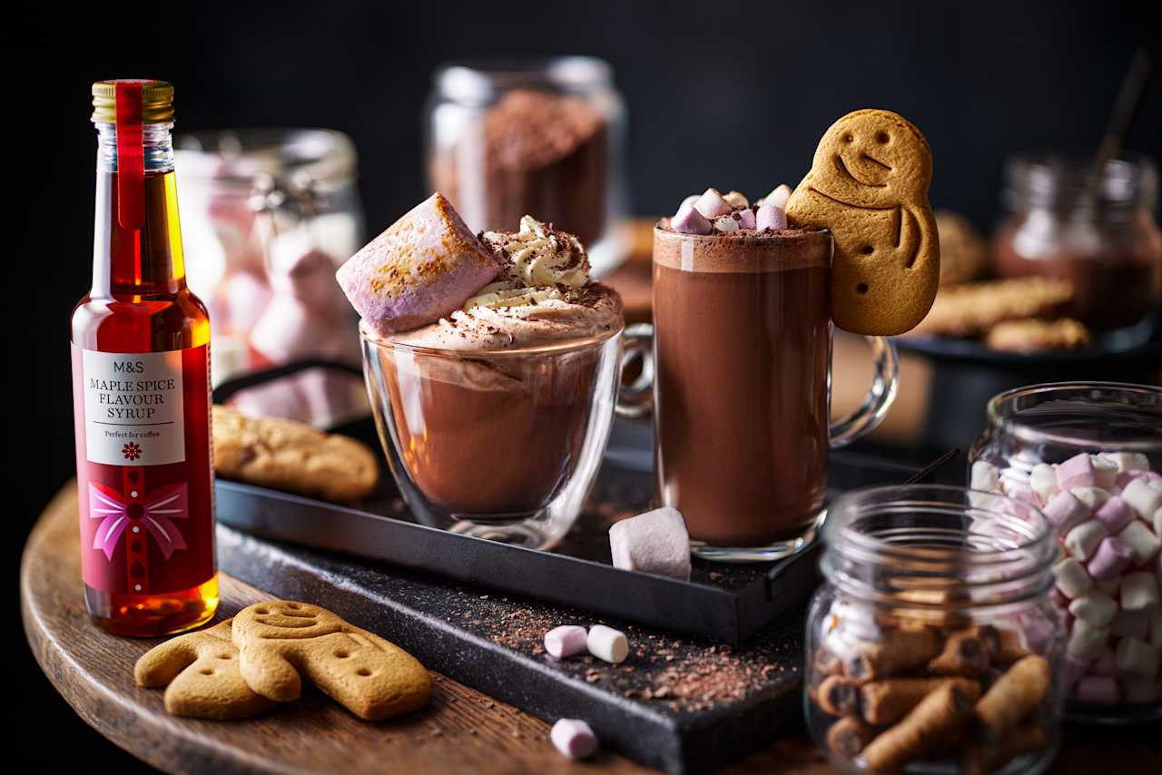 M&S Food - Zencefilli Kurabiye Kupa Askılığı