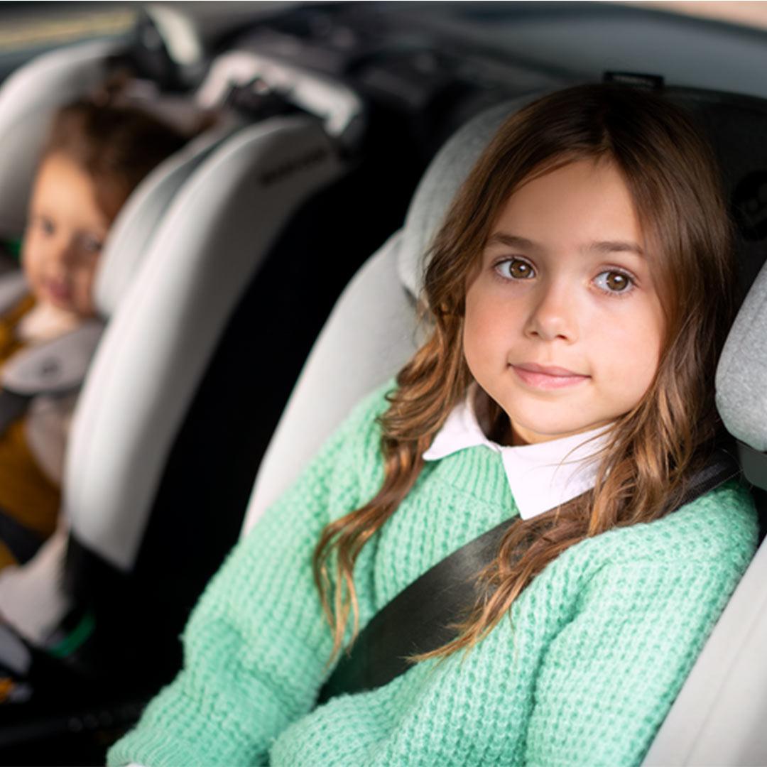 Maxi-Cosi Titan Plus i-Size Car Seat 2023 - Authentic Black-Car Seats-Authentic Black- | Natural Baby Shower