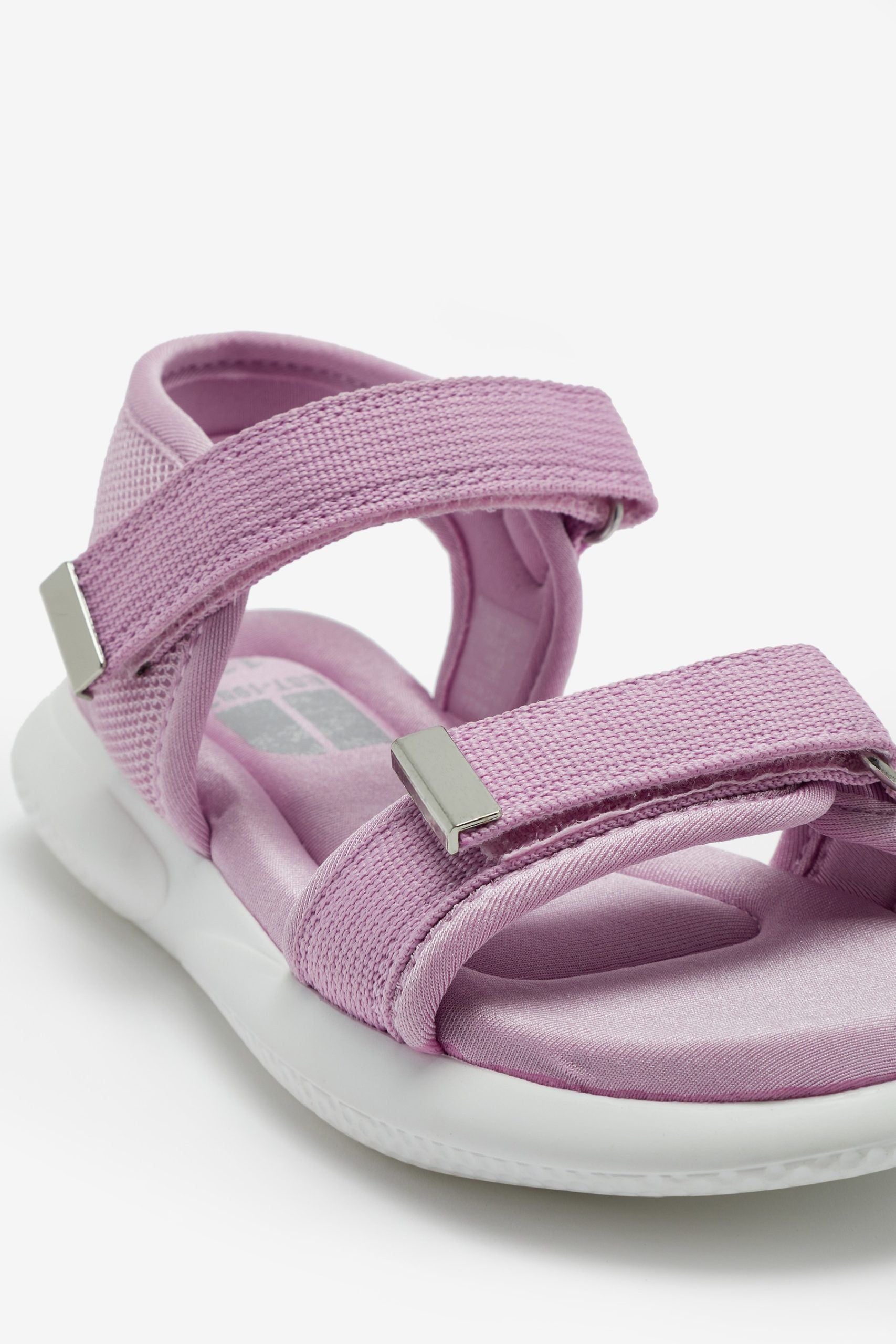 Weiter – Bequeme und sportliche Mädchensandalen – 30,5