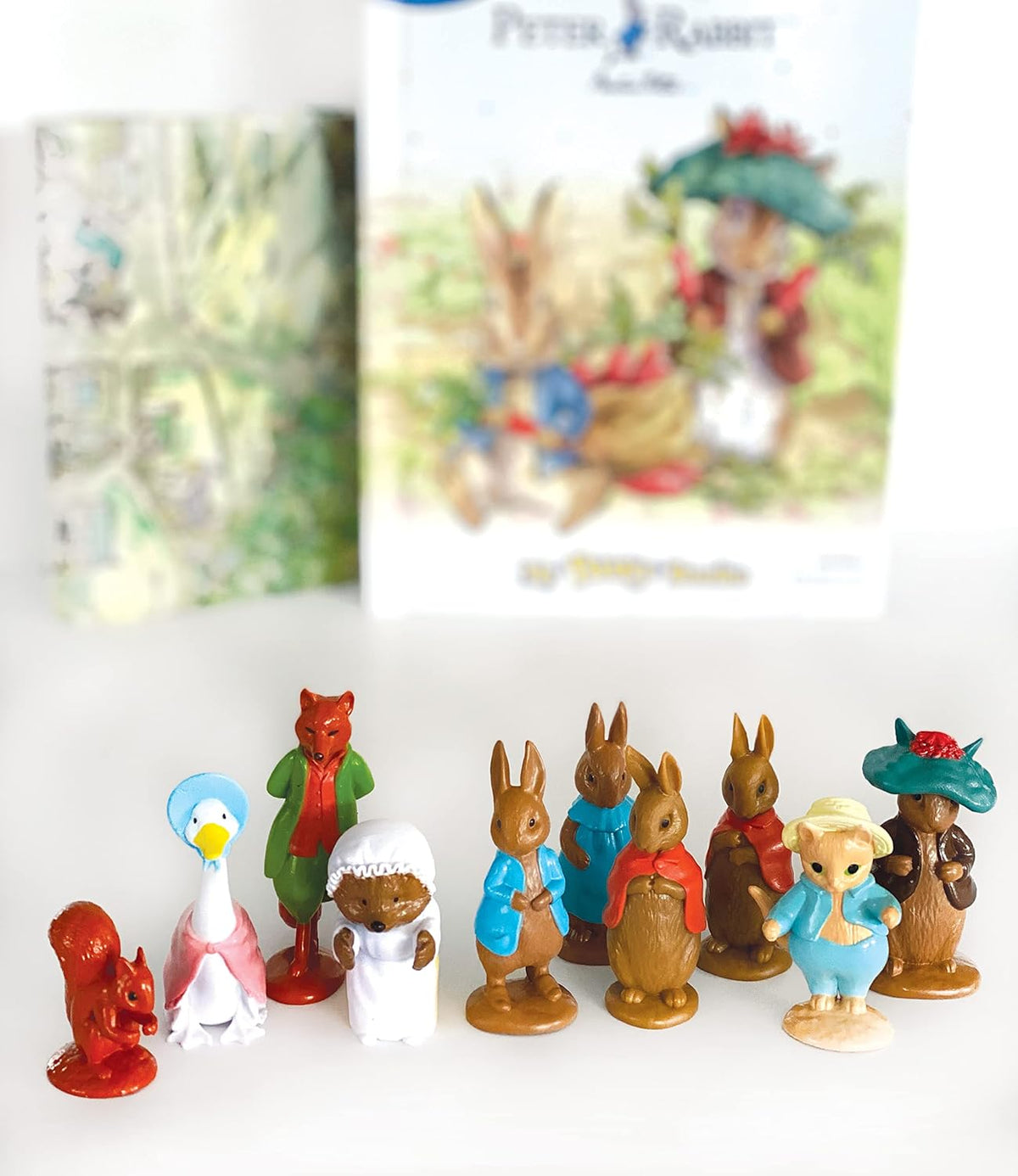 Phidal - Peter Hase Figuren-Spielzeug und englisches Aktivitäts- und Geschichtenbuch