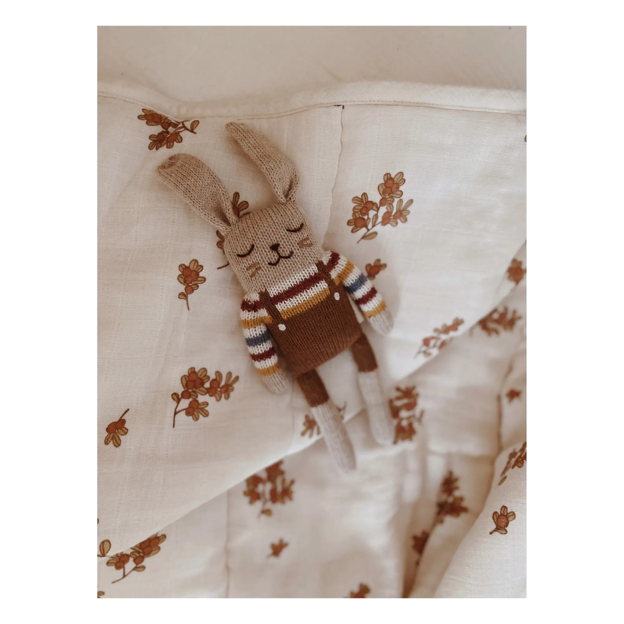 Main Sauvage - Hase Regenbogen Pullover Plüschtier