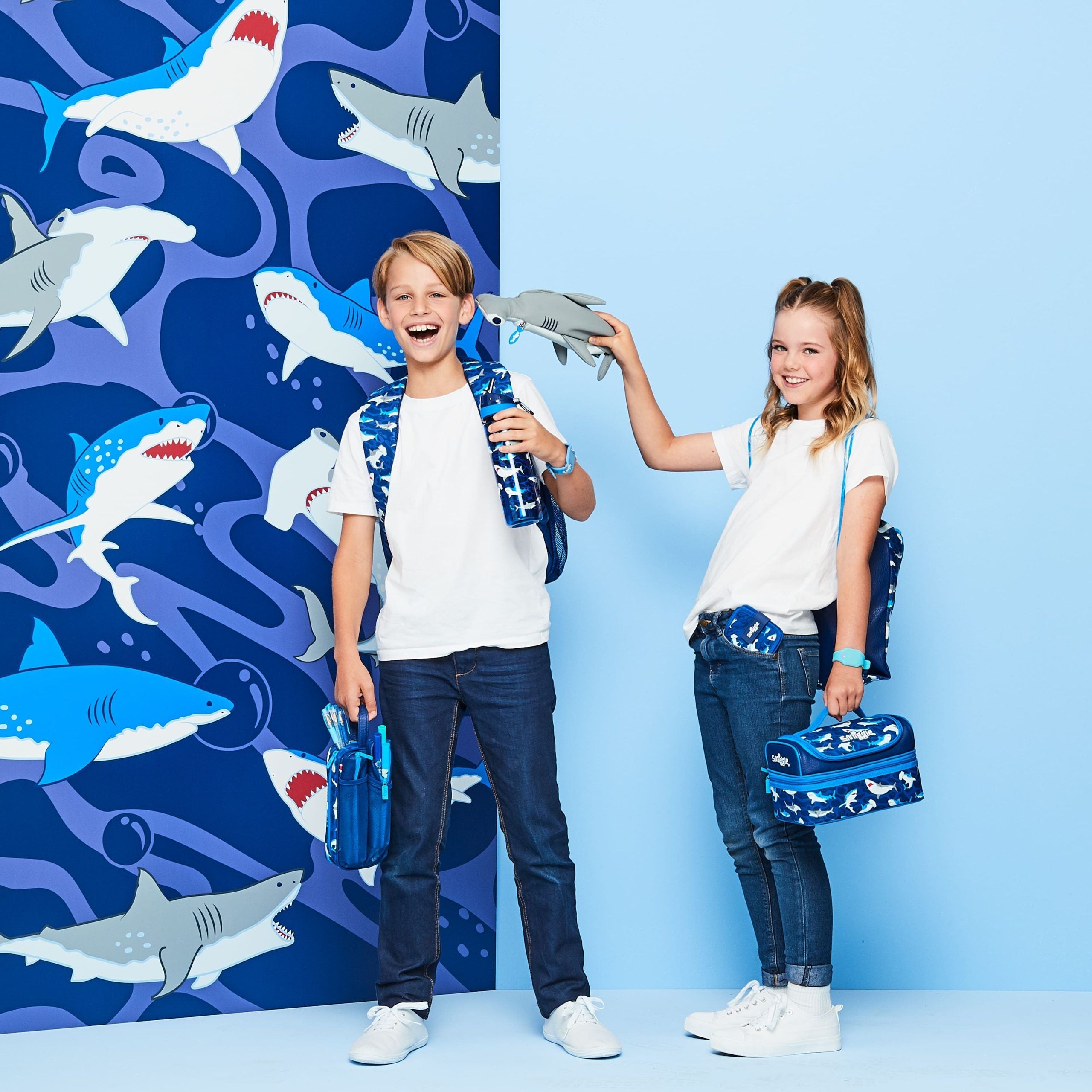 Smiggle - Flow Federmäppchen in Form eines Hammerhais
