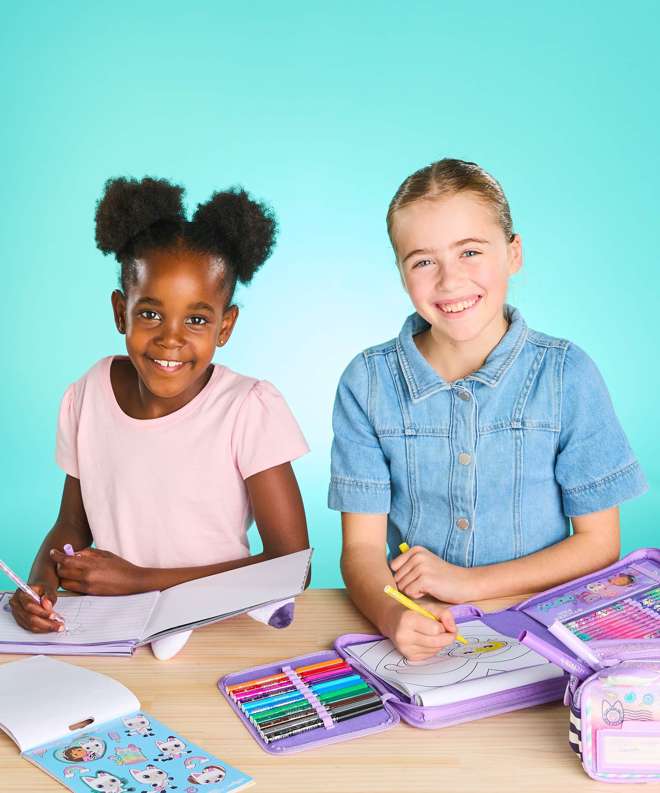 Smiggle - Gabbys Dollhouse Federmäppchen und Schreibwarenset