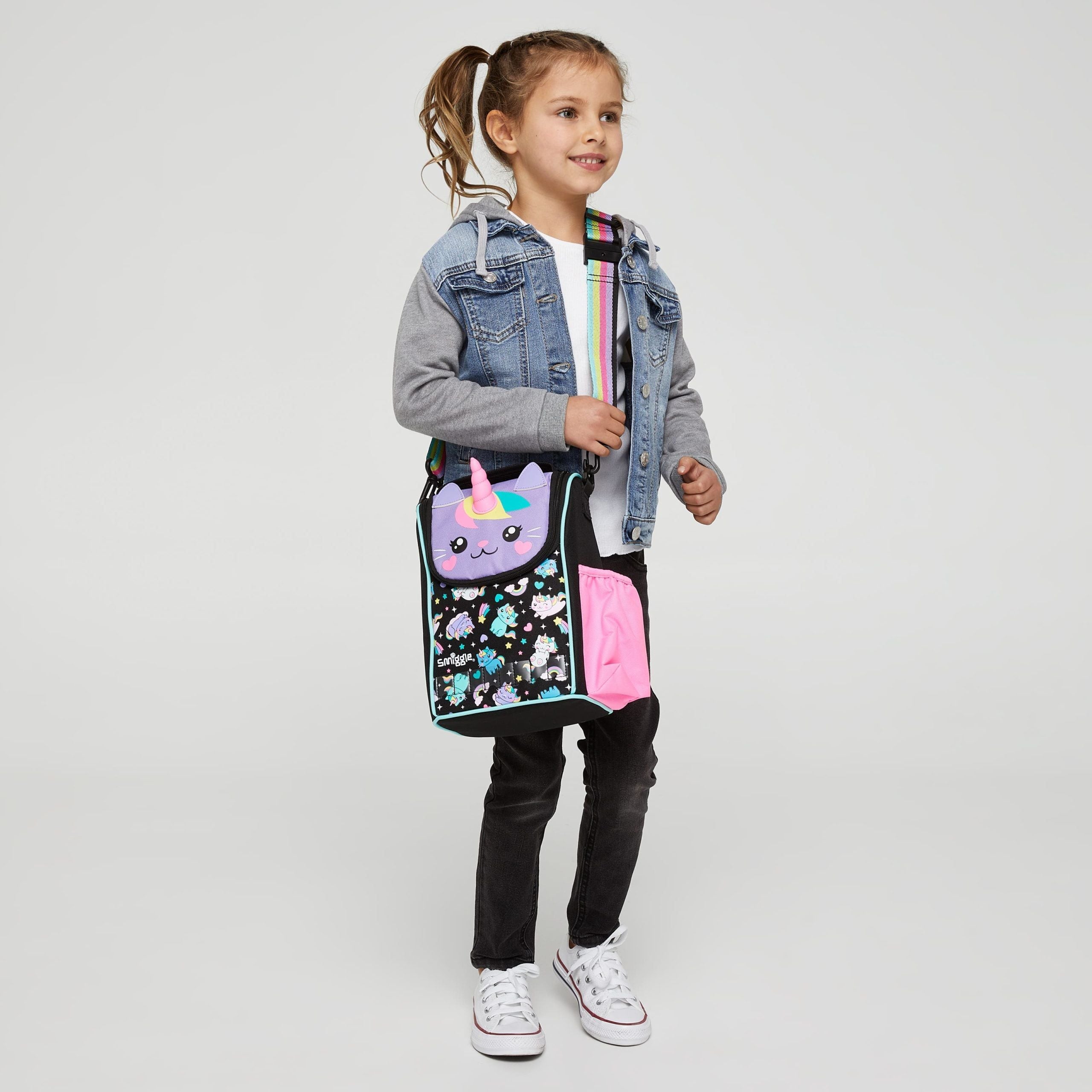 Smiggle – Sky Hi Junior Umhängetasche und Lunchbox