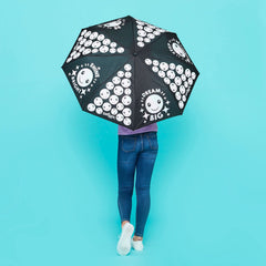 Smiggle – Smile-Regenschirm, der bei Regen seine Farbe ändert
