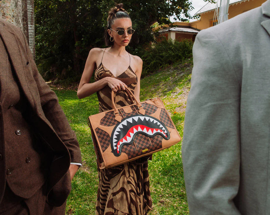 Sprayground - Hennyville Pyramiden Duffle Tasche