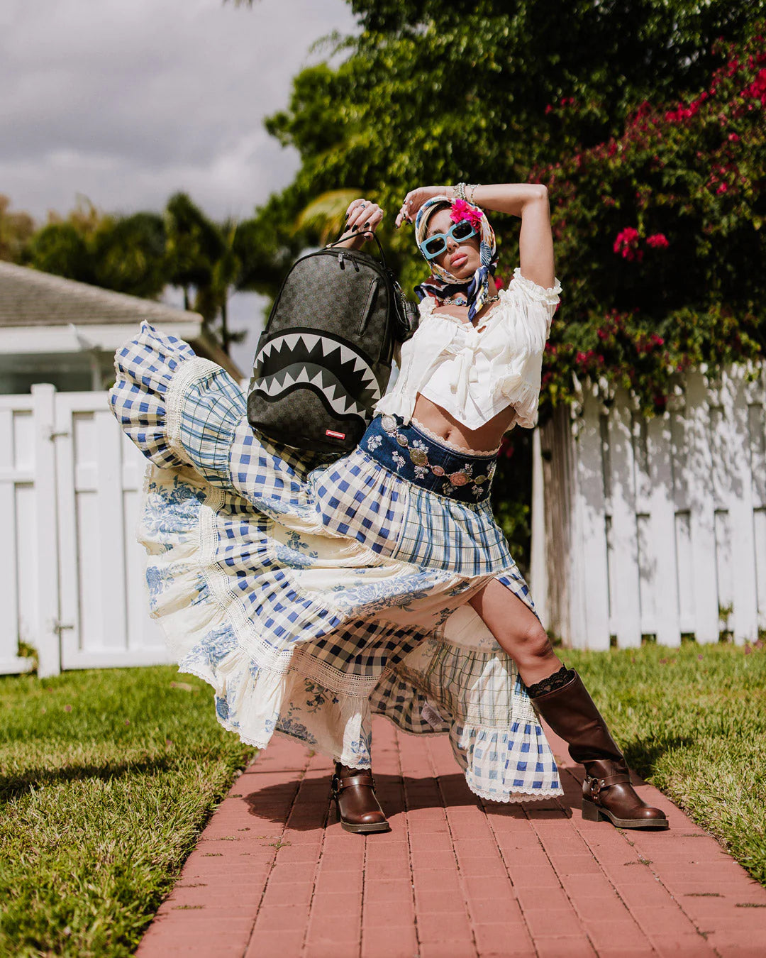 Sprayground - Lights Out Haifische Rucksack in Paris