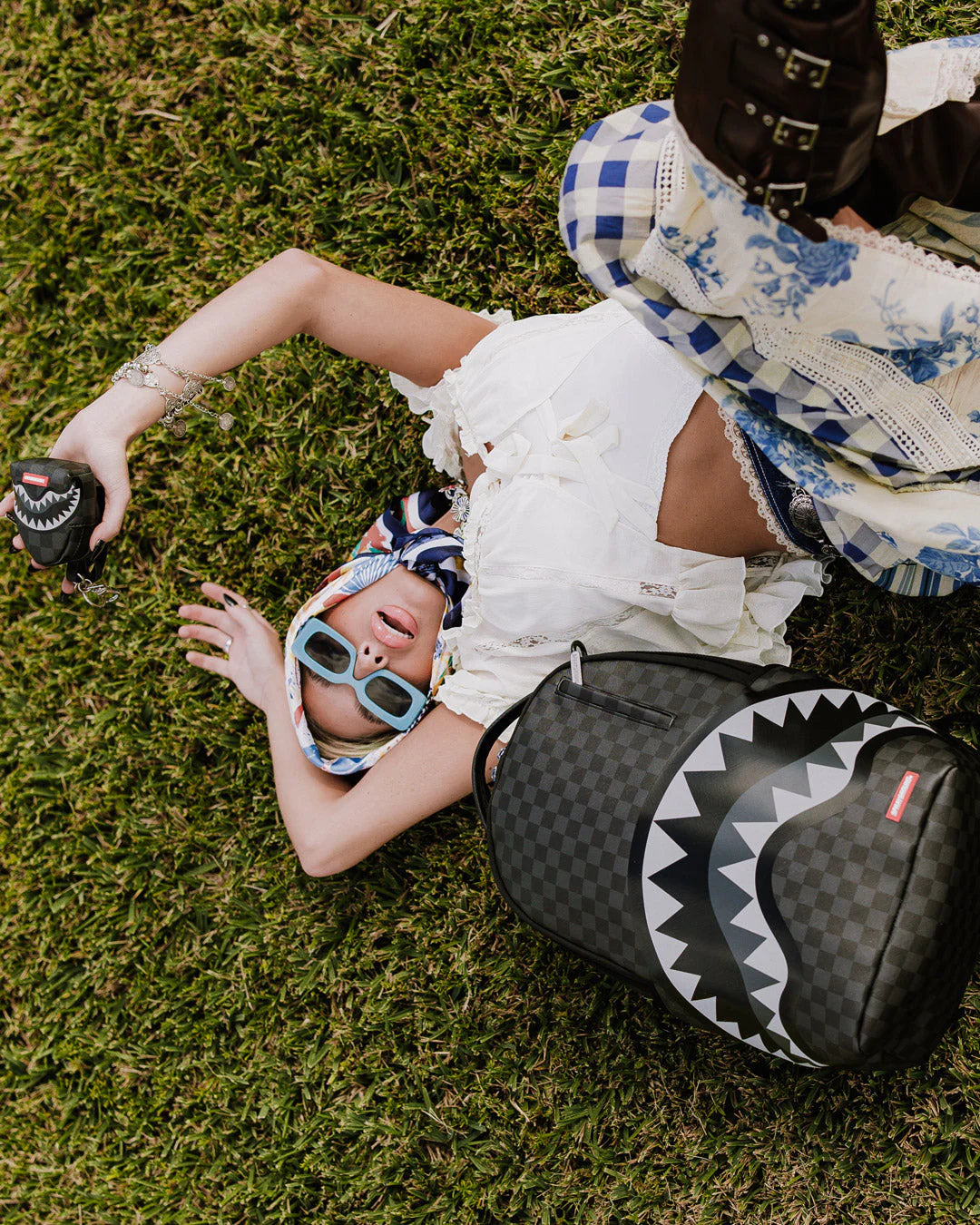 Sprayground - Lights Out Haifische Rucksack in Paris