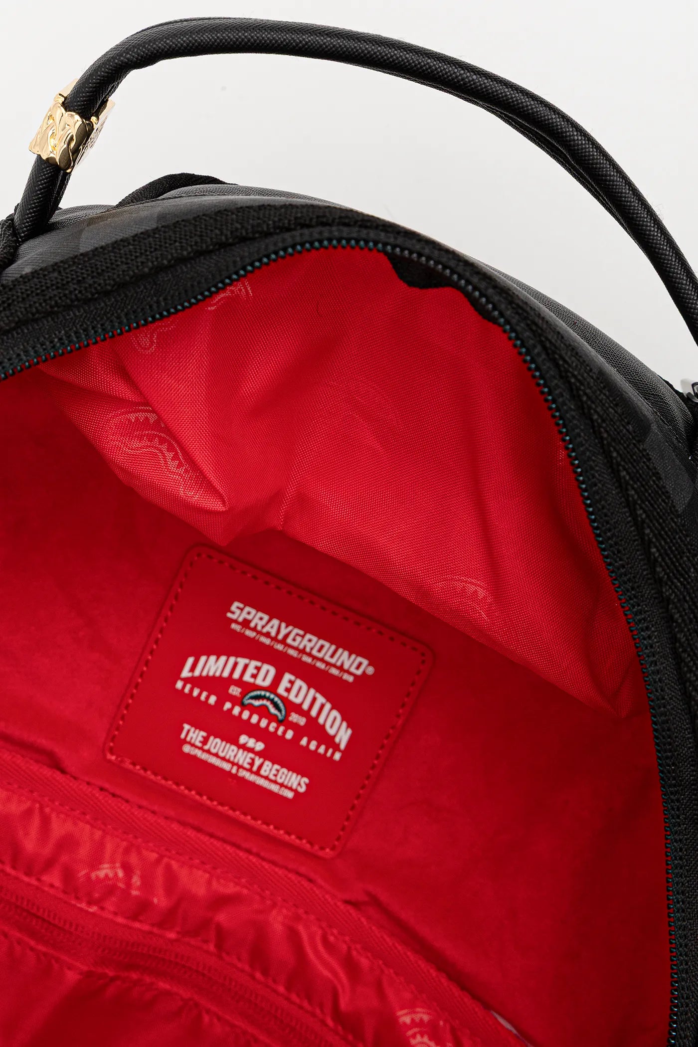 Sprayground - Snoopy Top Shark Geld Dlxsv Rucksack