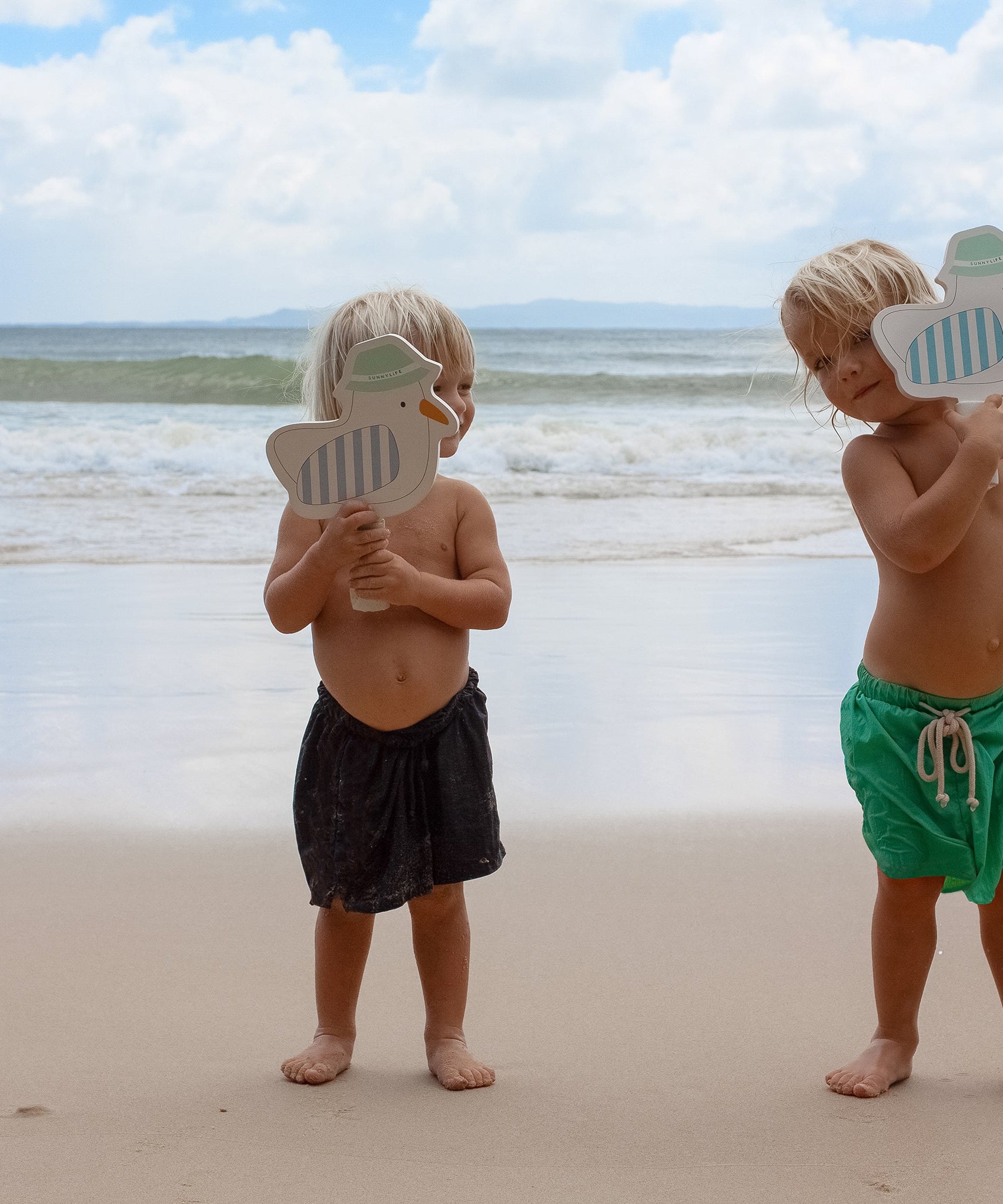 Sunnylife - Kinder Strand Klebe-Tennis-Schläger Set