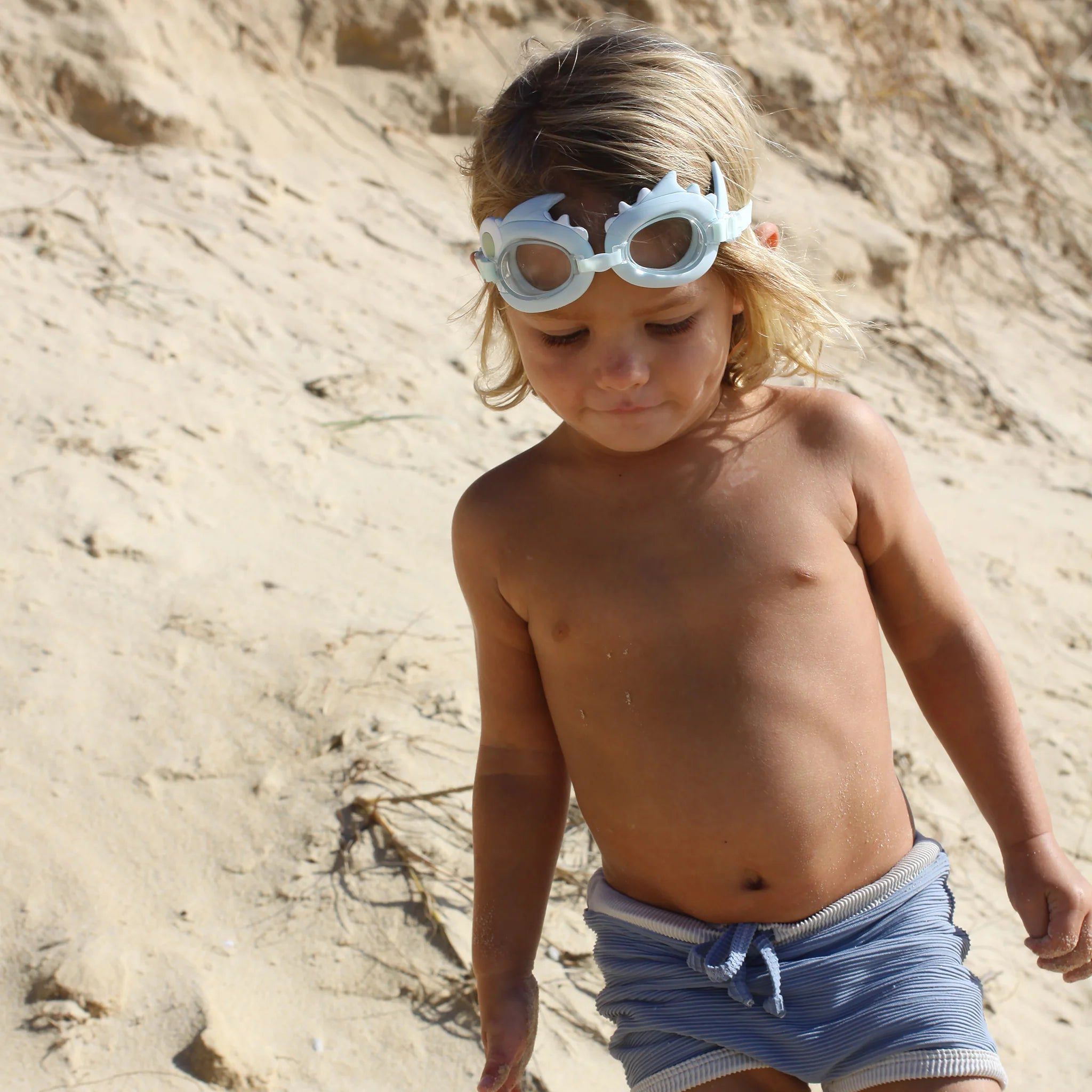 Sunnylife - Khaki Shark Kinder-Schwimmbrille