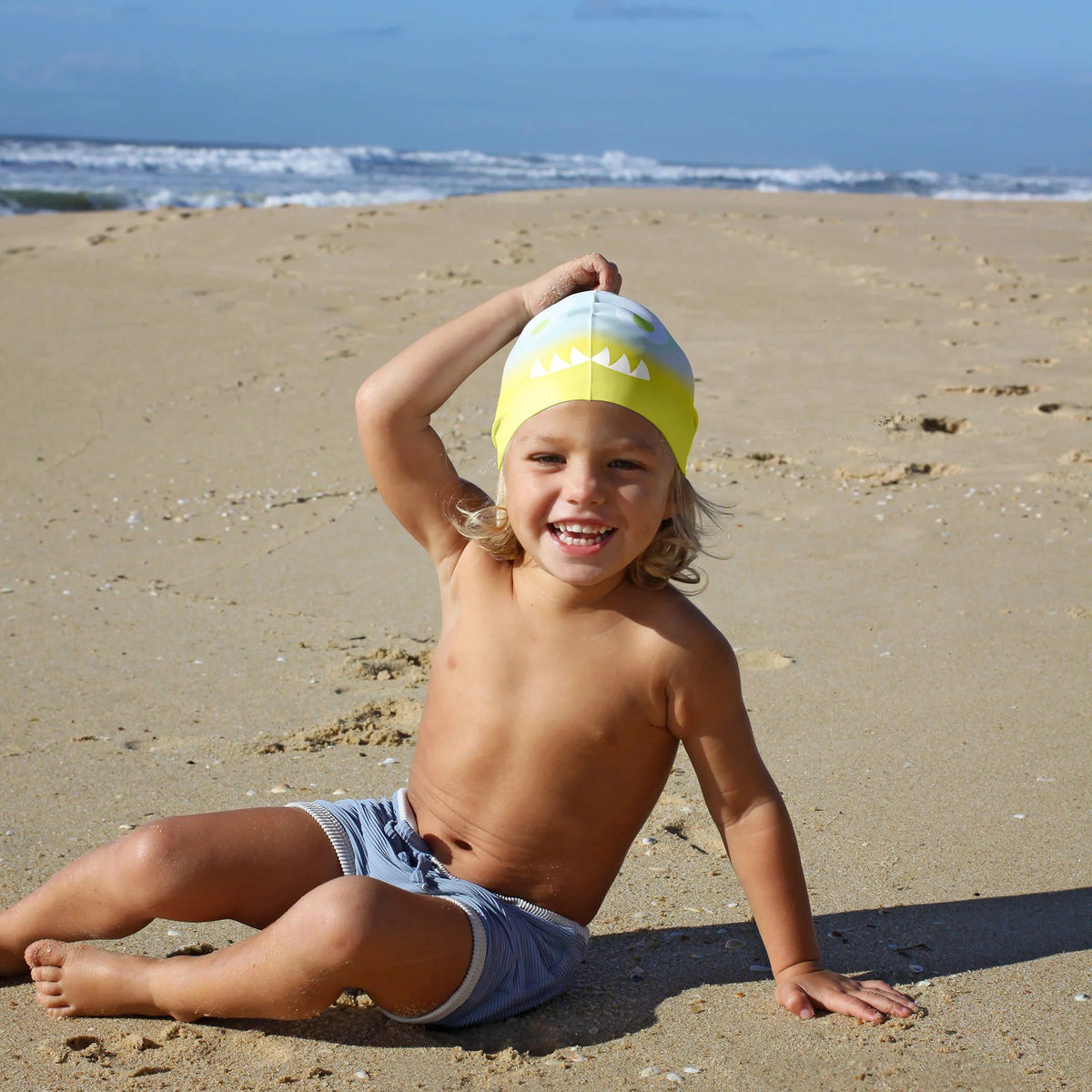 Sunnylife - Kinder-Badekappe mit Hai-Muster